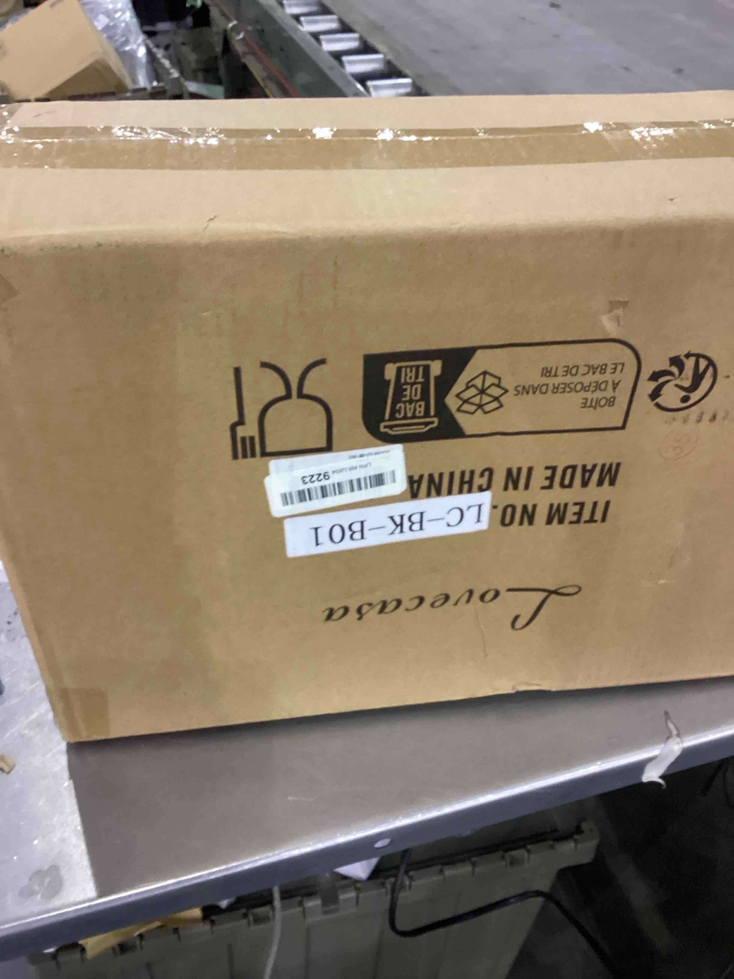 https://s3.amazonaws.com/lotting-images-prod/BargainHunt/EXS01084357_1709298913819.jpeg