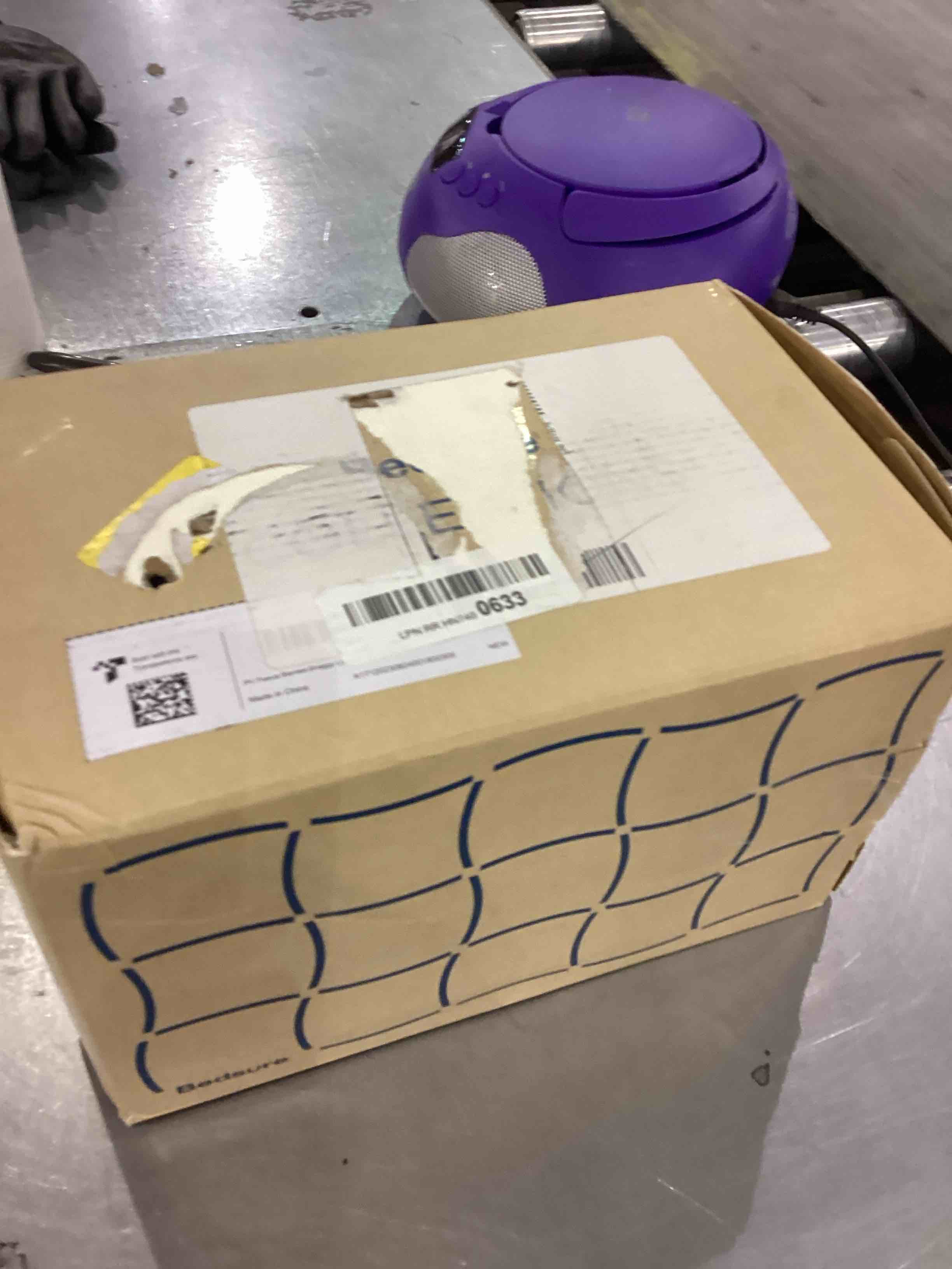 https://s3.amazonaws.com/lotting-images-prod/BargainHunt/EXS01084360_1709299196185.jpeg