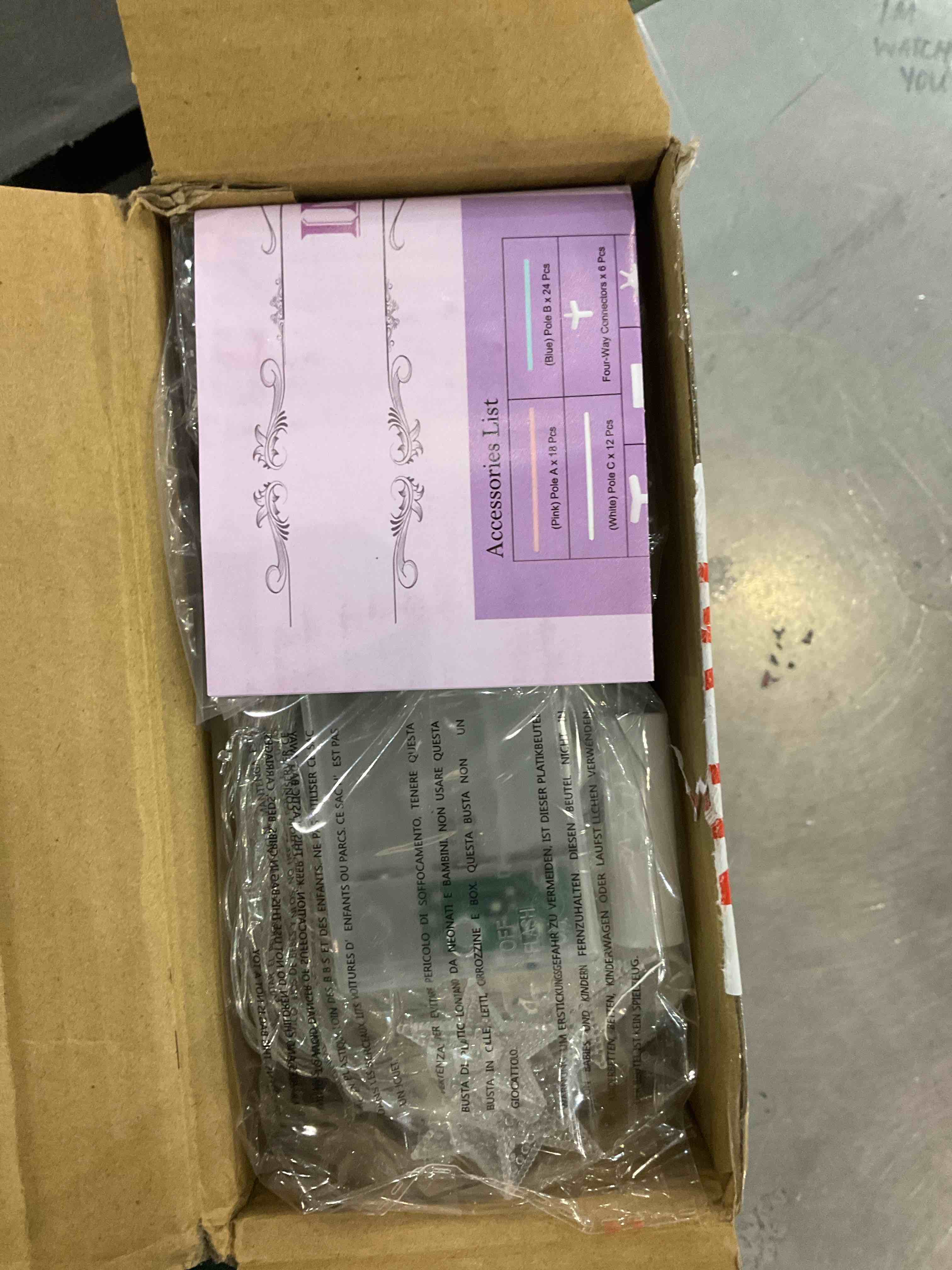 https://s3.amazonaws.com/lotting-images-prod/BargainHunt/EXS01084497_1709664638659.jpeg