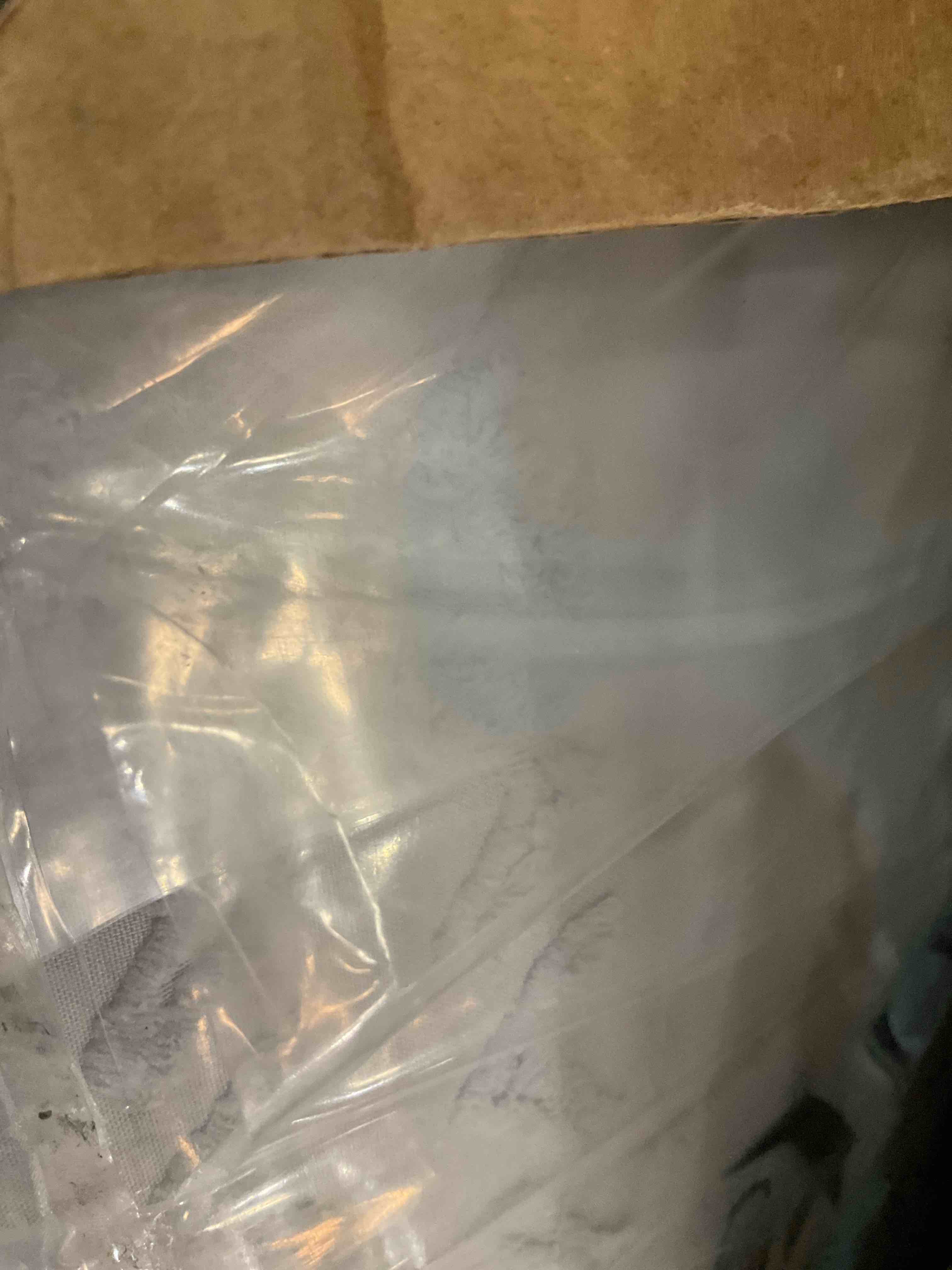 https://s3.amazonaws.com/lotting-images-prod/BargainHunt/EXS01084712_1710442119048.jpeg
