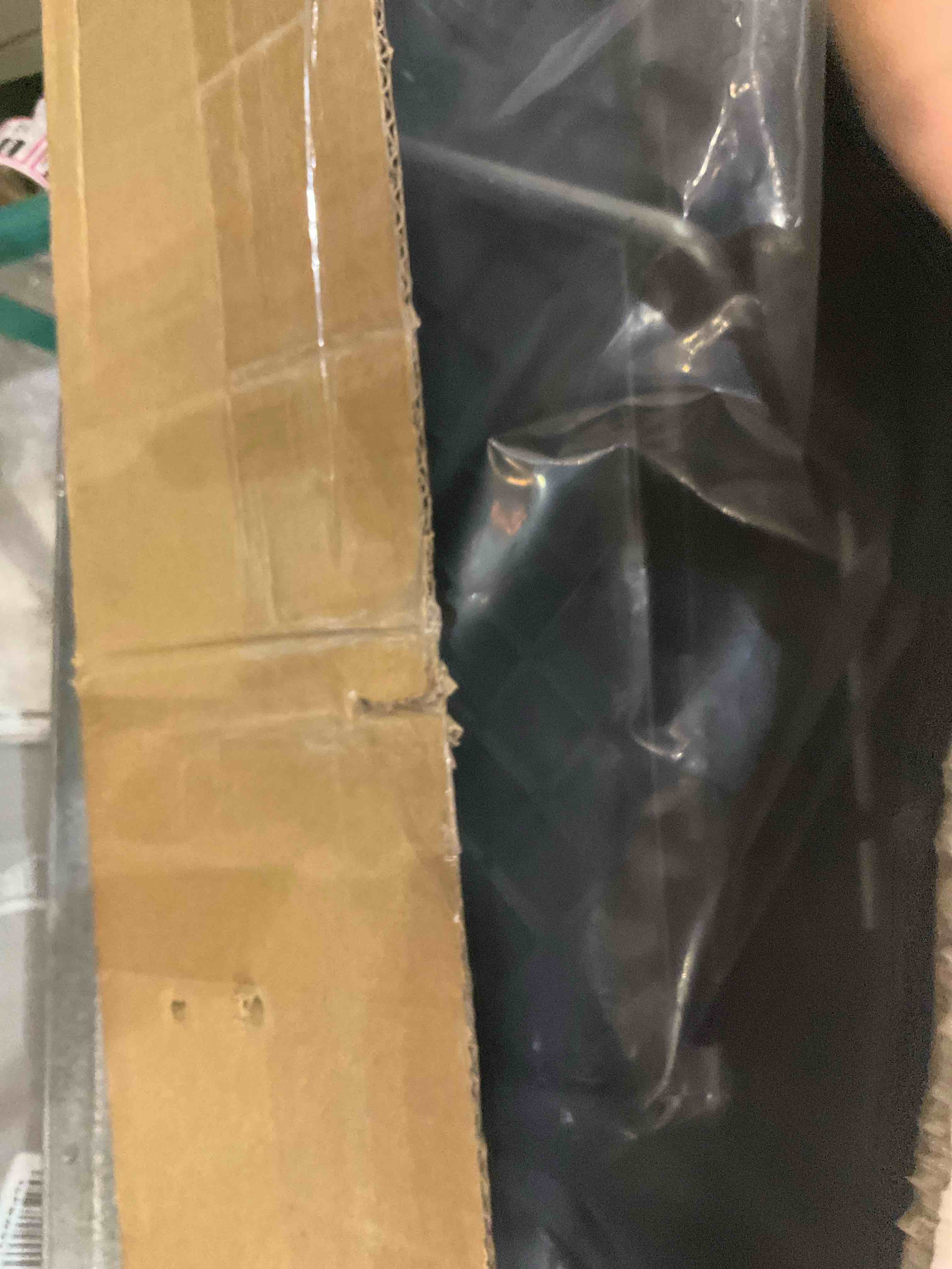 https://s3.amazonaws.com/lotting-images-prod/BargainHunt/EXS01084951_1710773750999.jpeg