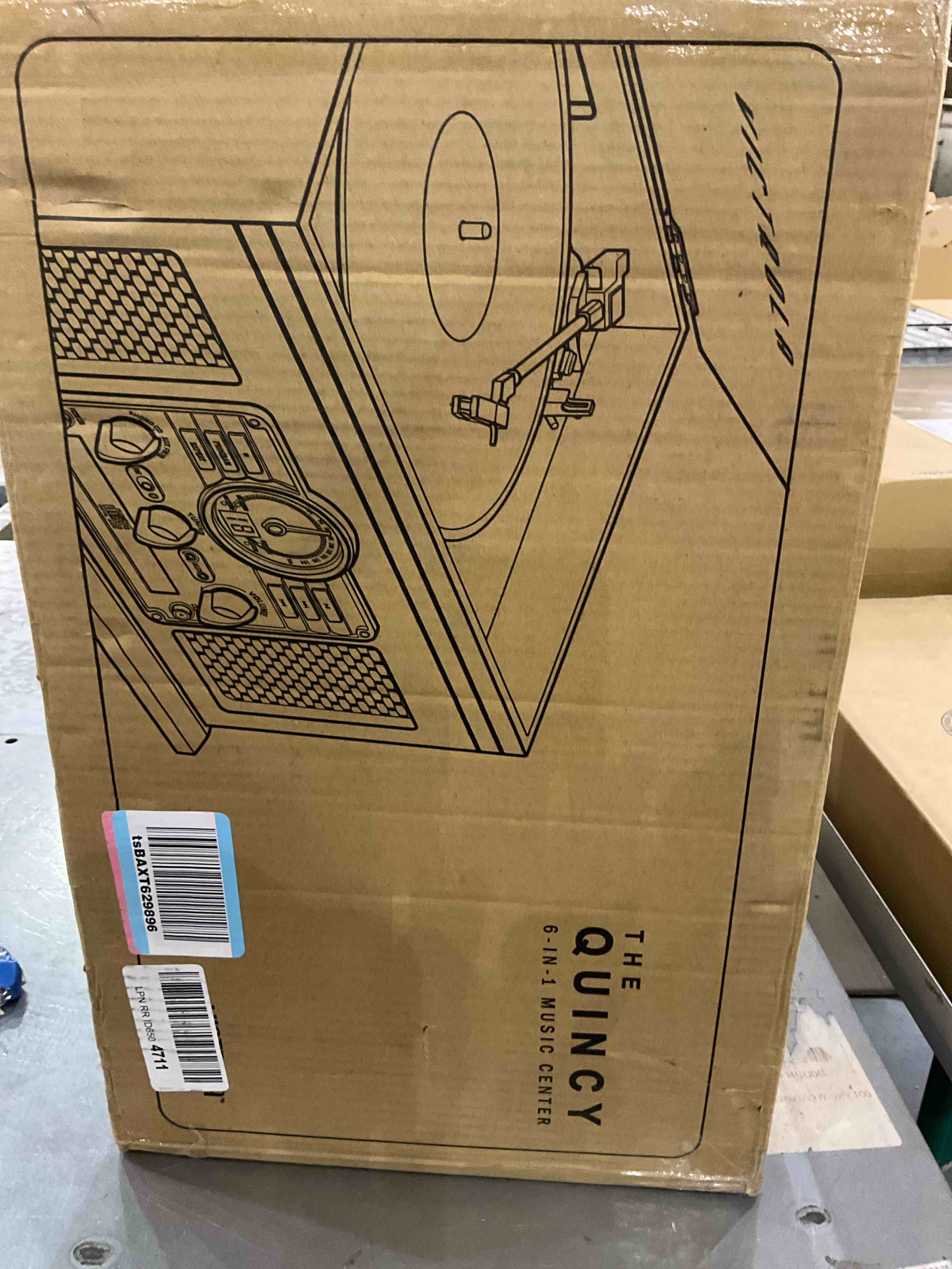 https://s3.amazonaws.com/lotting-images-prod/BargainHunt/EXS01085010_1708691721411.jpeg