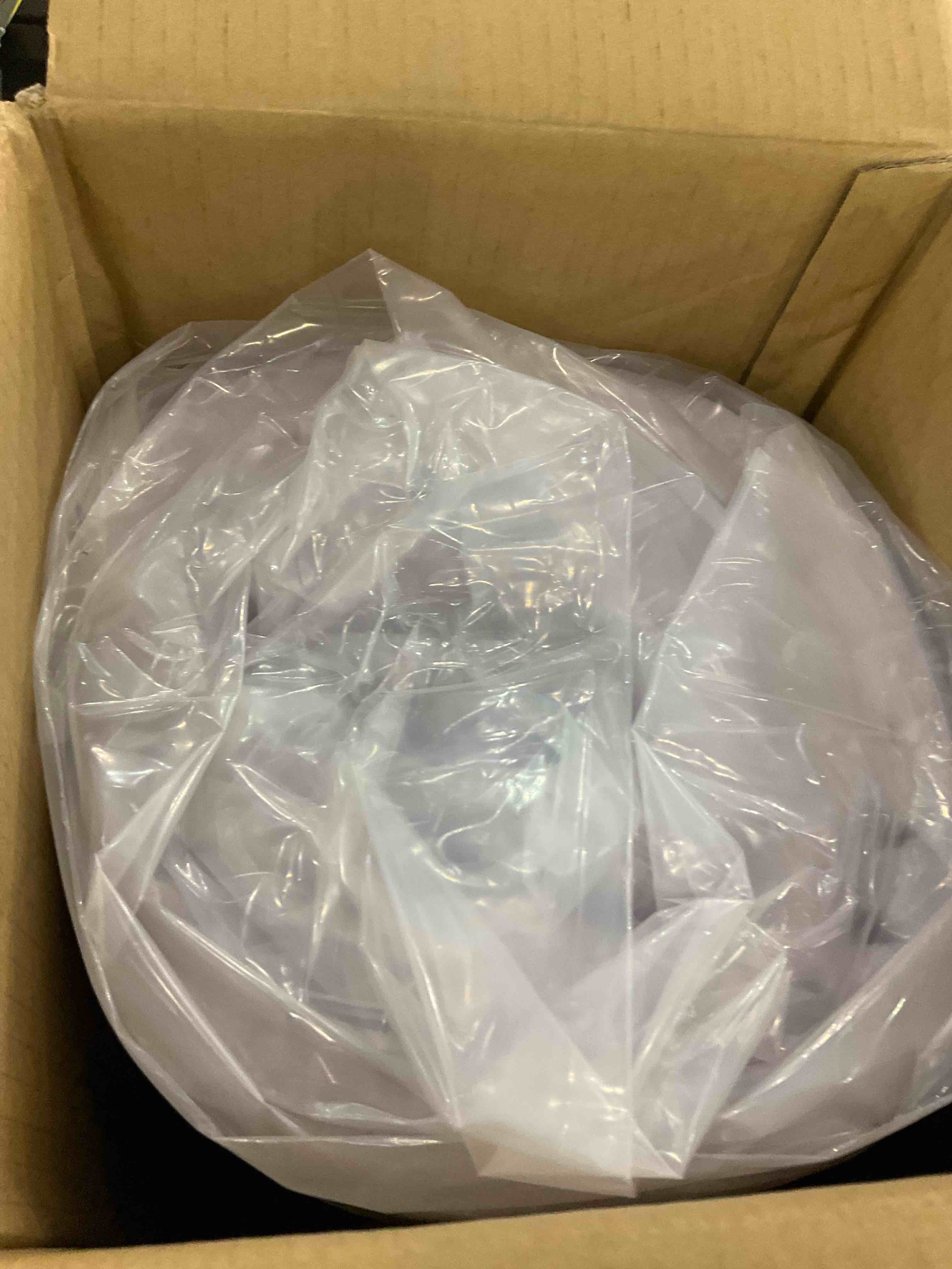 https://s3.amazonaws.com/lotting-images-prod/BargainHunt/EXS01085016_1708692196109.jpeg