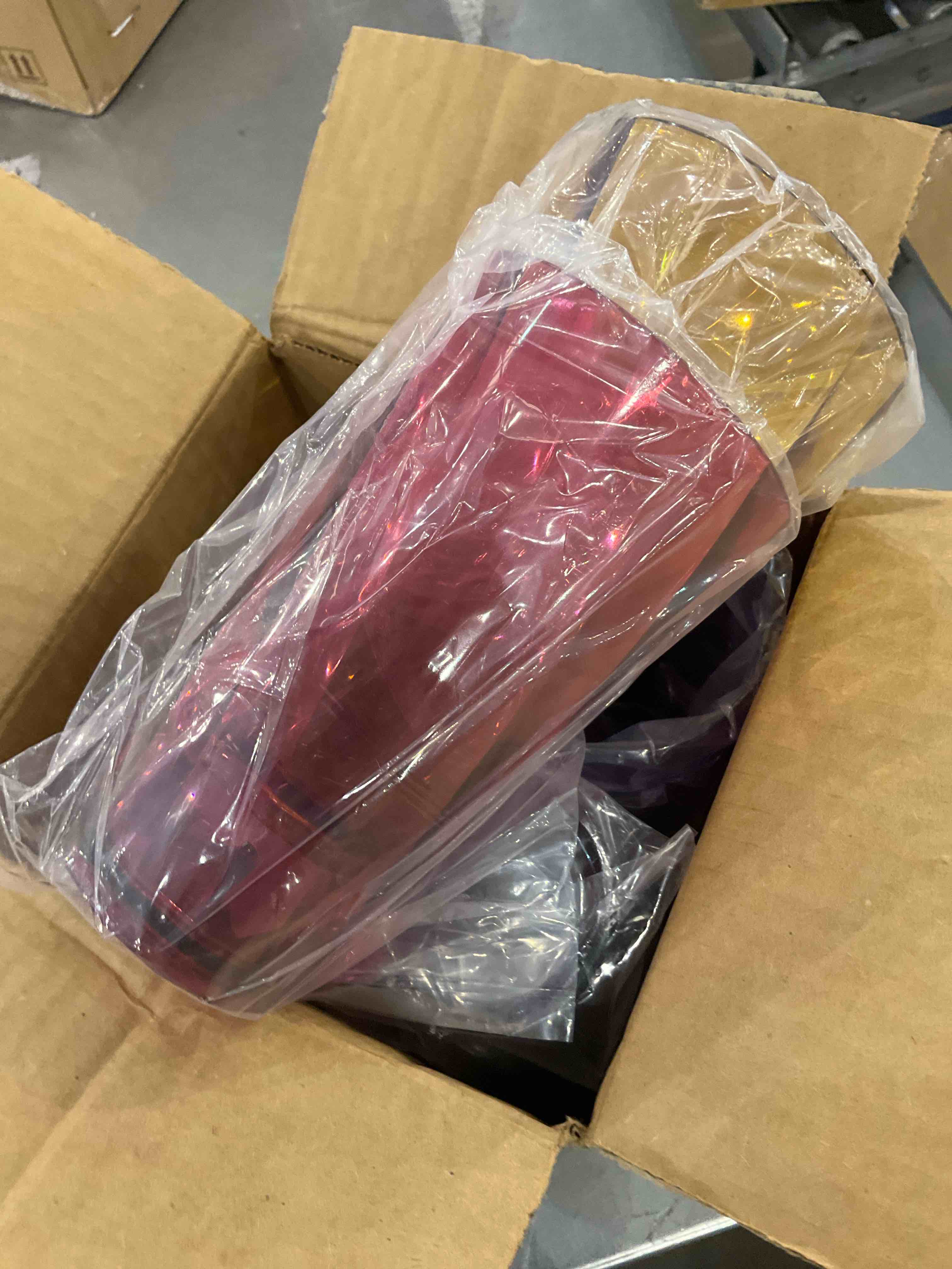 https://s3.amazonaws.com/lotting-images-prod/BargainHunt/EXS01085345_1708953630262.jpeg