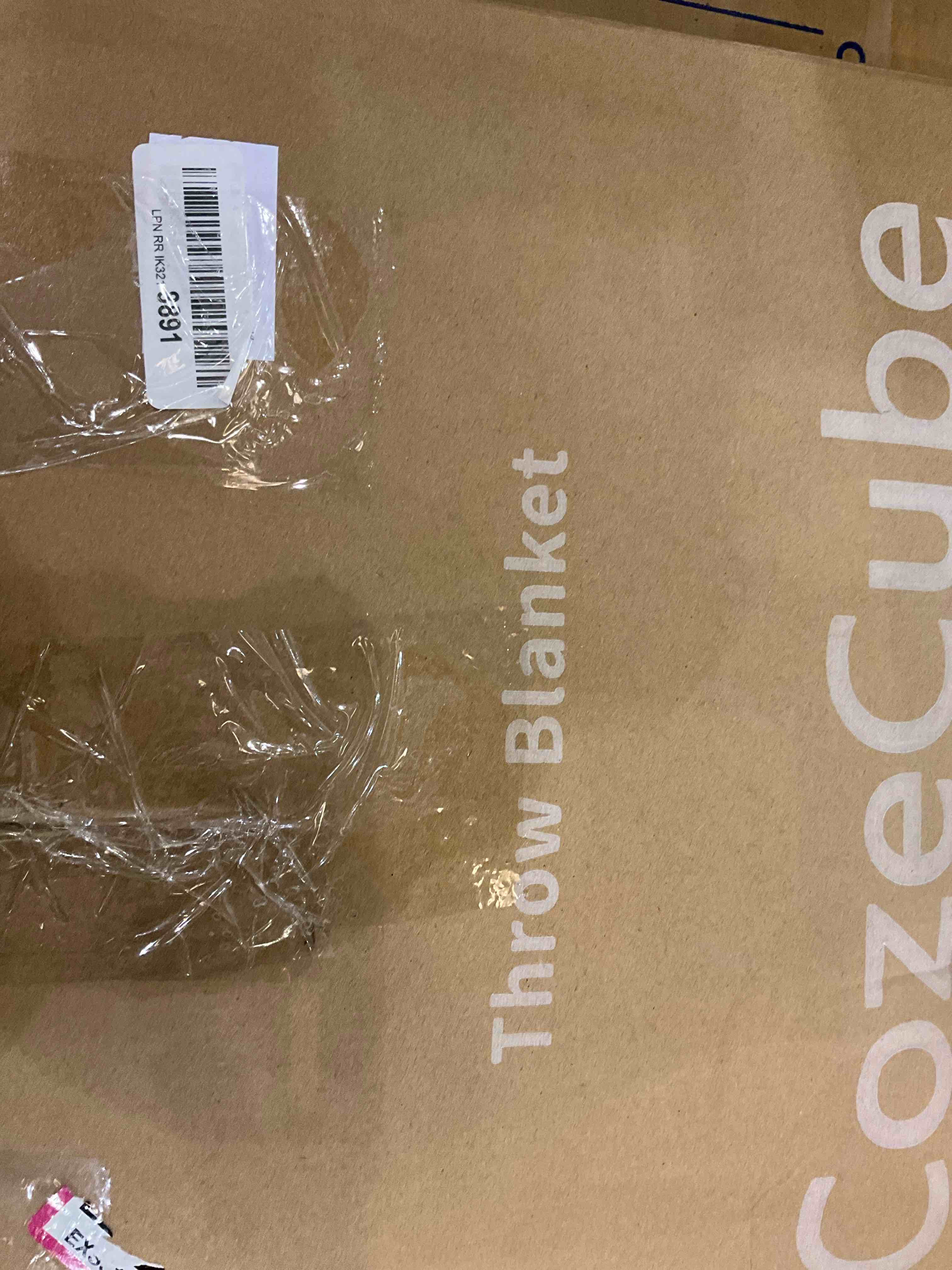https://s3.amazonaws.com/lotting-images-prod/BargainHunt/EXS01085764_1707921088266.jpeg