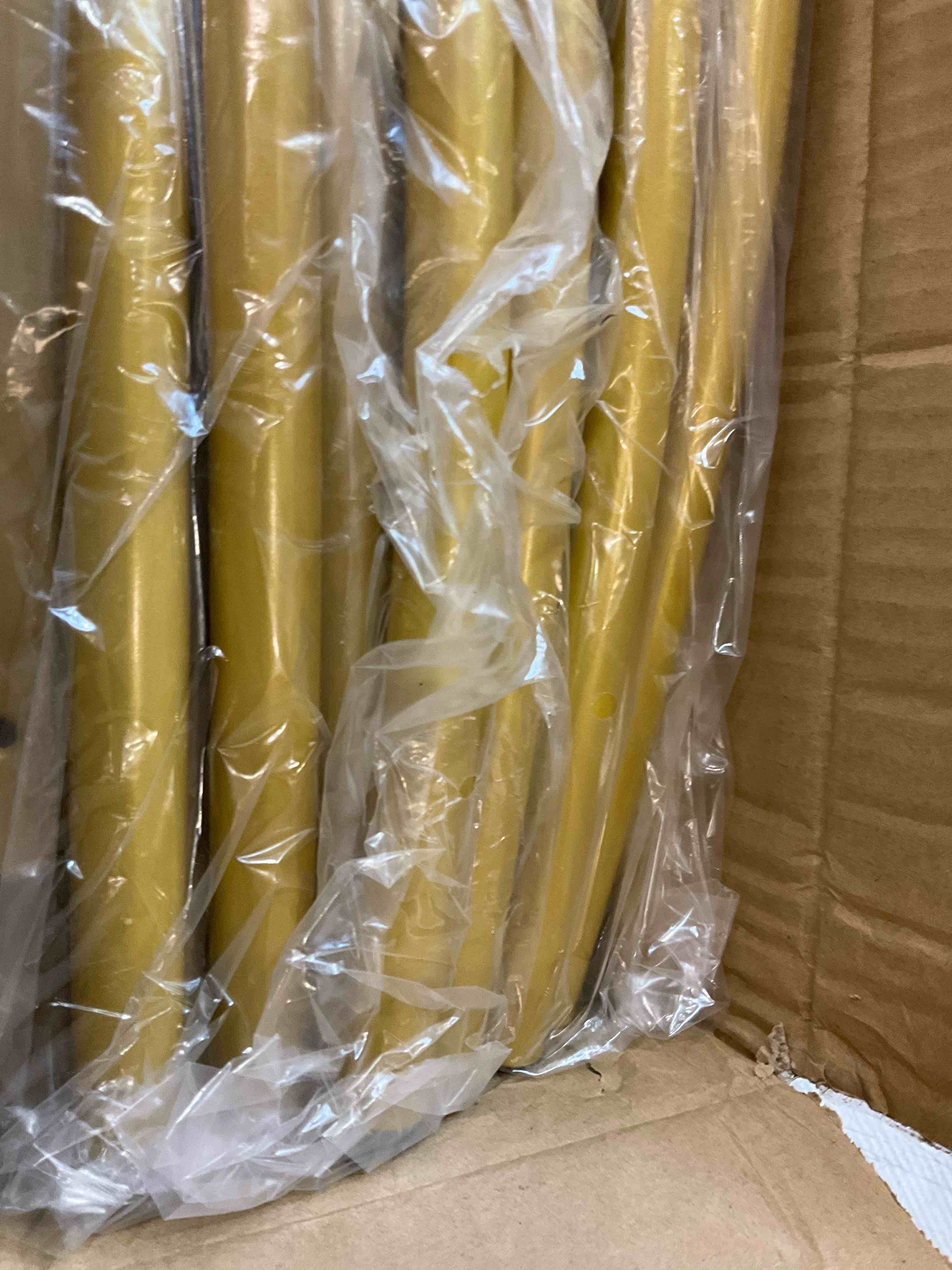 https://s3.amazonaws.com/lotting-images-prod/BargainHunt/EXS01085858_1708100305268.jpeg