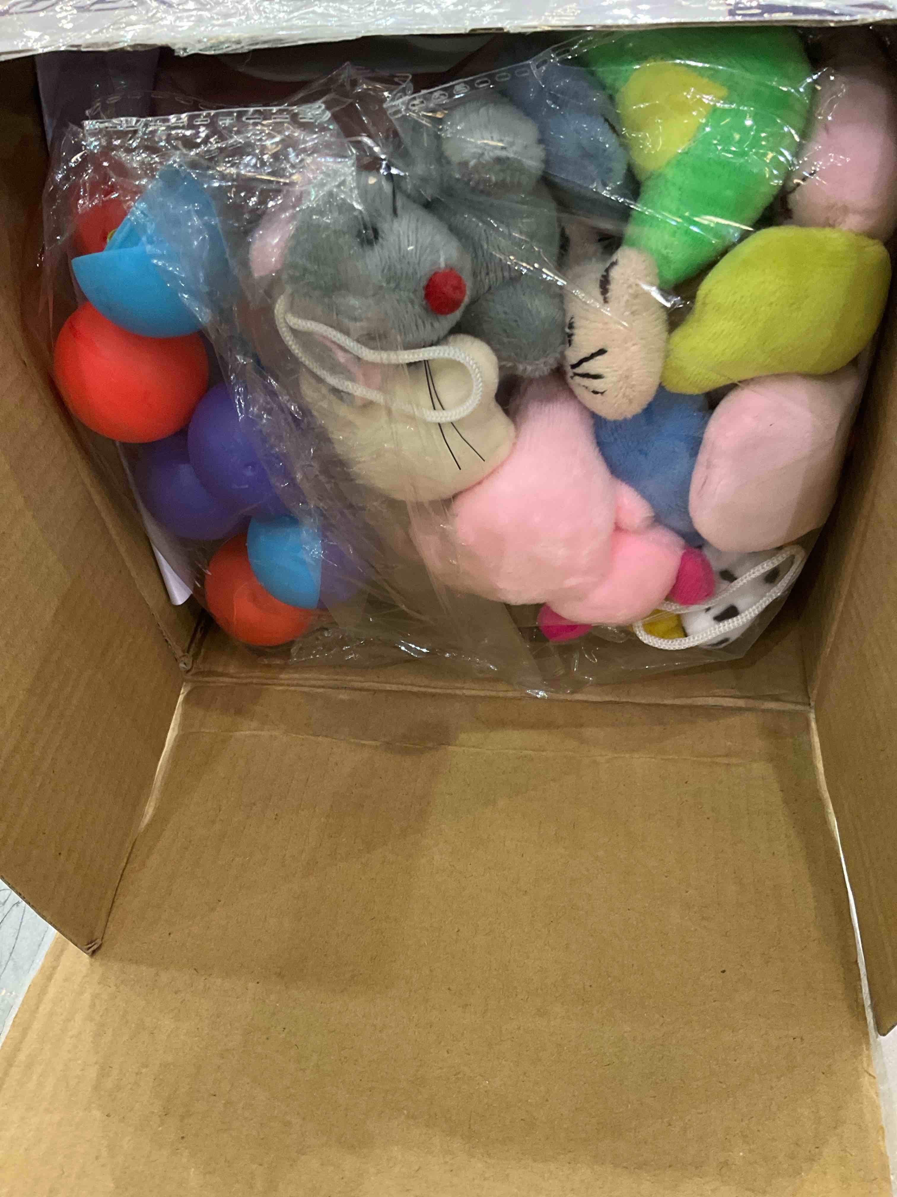 https://s3.amazonaws.com/lotting-images-prod/BargainHunt/EXS01086062_1708443448728.jpeg