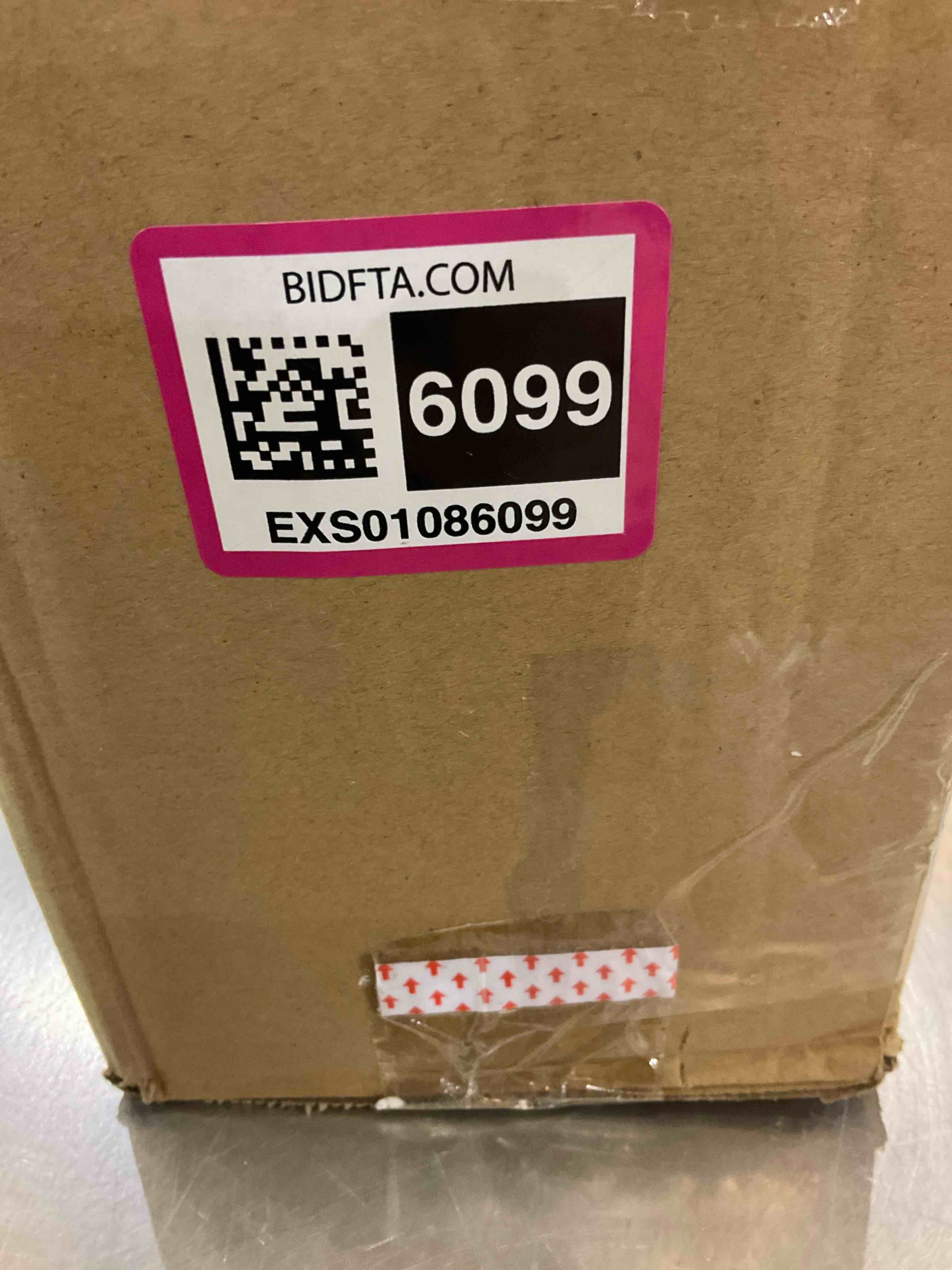 https://s3.amazonaws.com/lotting-images-prod/BargainHunt/EXS01086099_1708459682687.jpeg