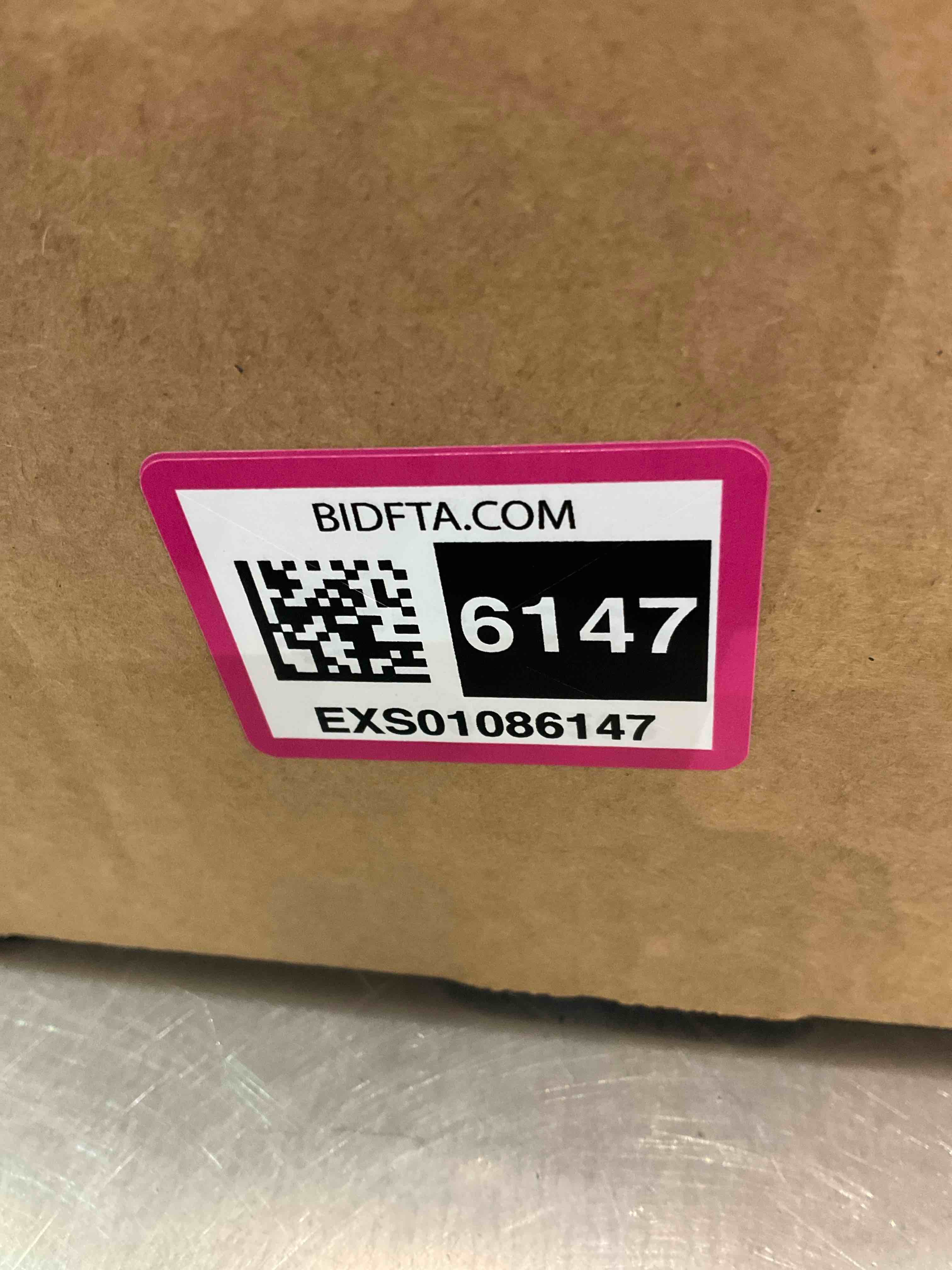 https://s3.amazonaws.com/lotting-images-prod/BargainHunt/EXS01086147_1708532452329.jpeg