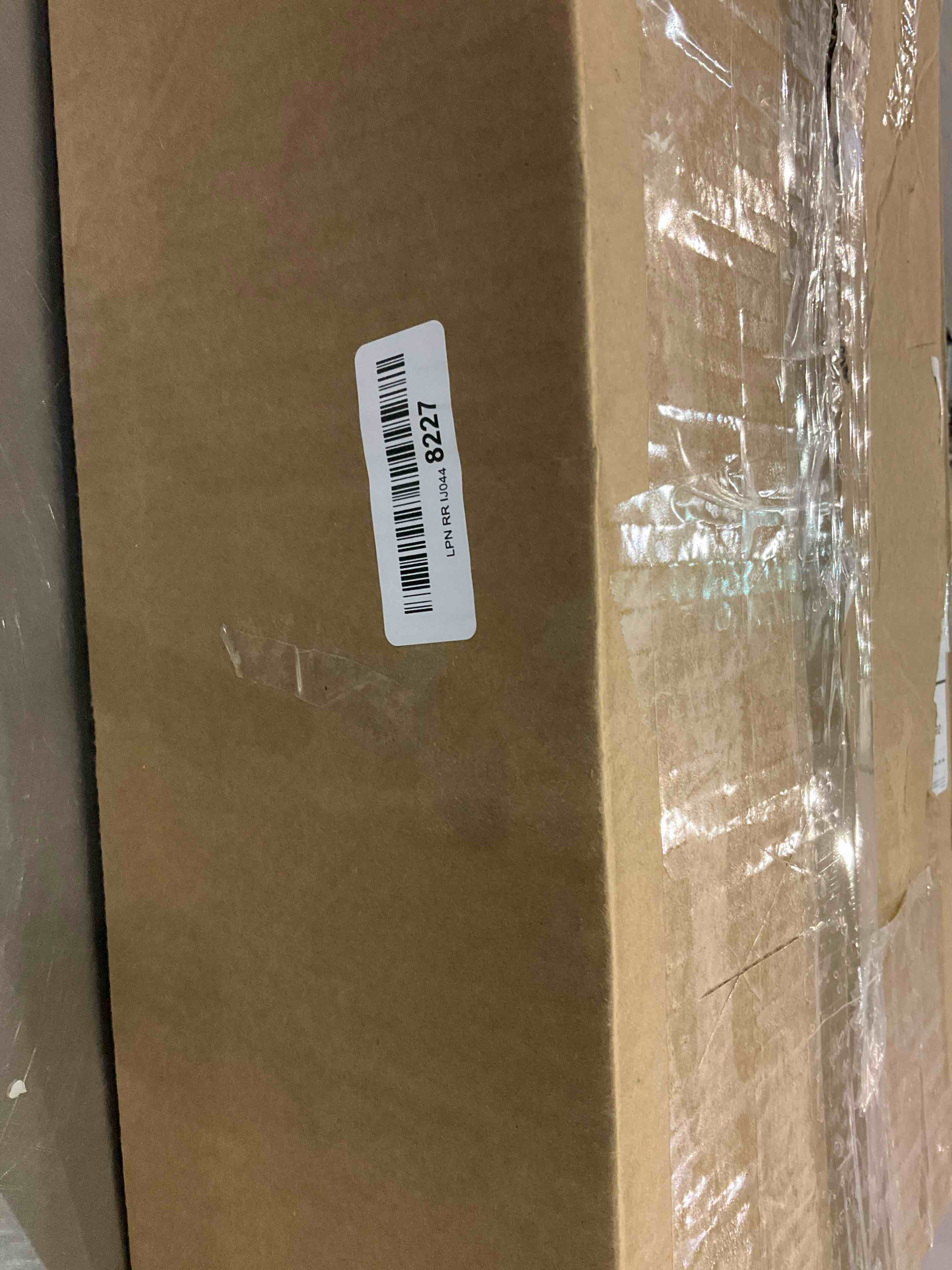 https://s3.amazonaws.com/lotting-images-prod/BargainHunt/EXS01086252_1708951367346.jpeg