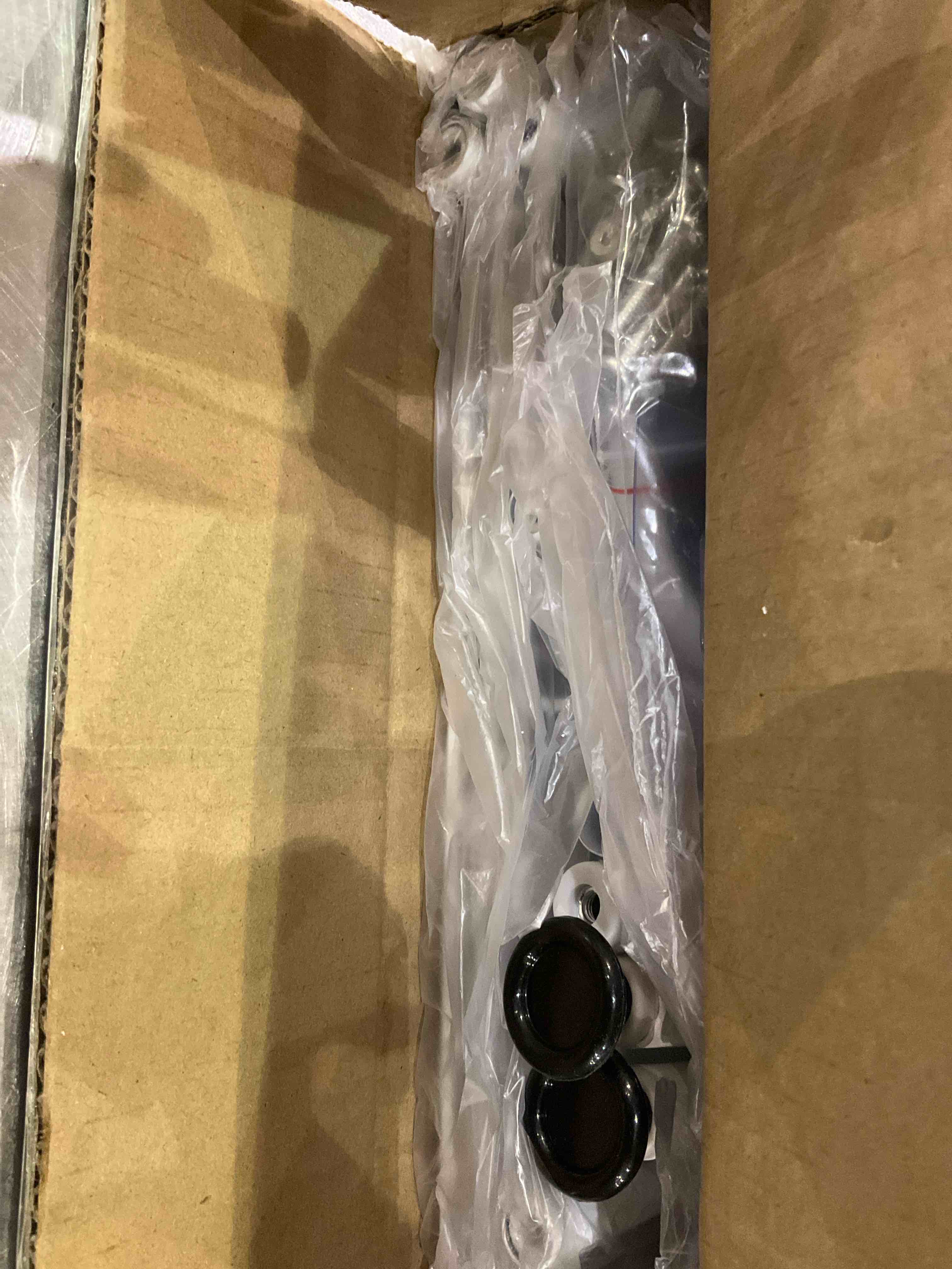 https://s3.amazonaws.com/lotting-images-prod/BargainHunt/EXS01086254_1708951847466.jpeg