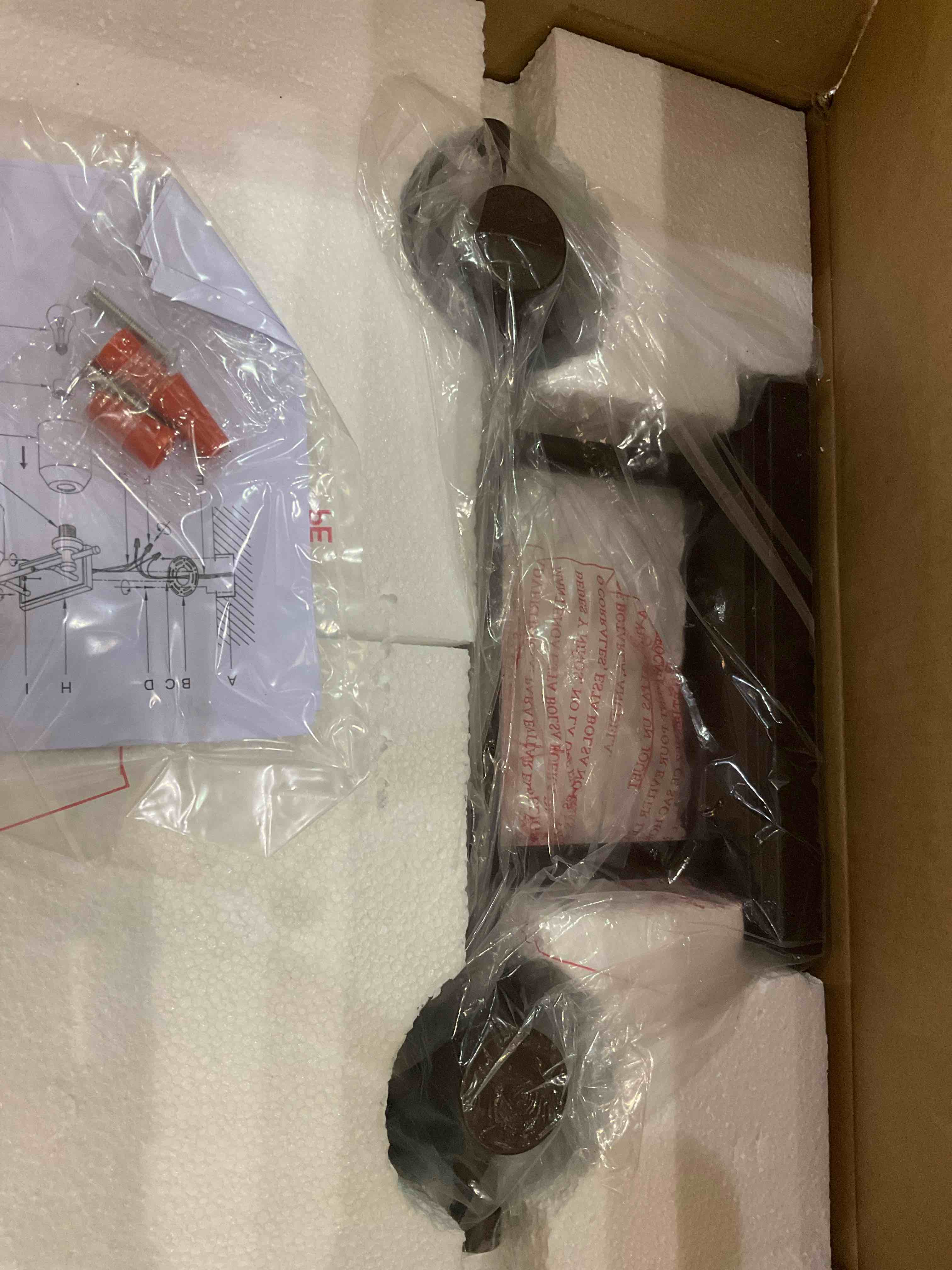 https://s3.amazonaws.com/lotting-images-prod/BargainHunt/EXS01086265_1708955218604.jpeg