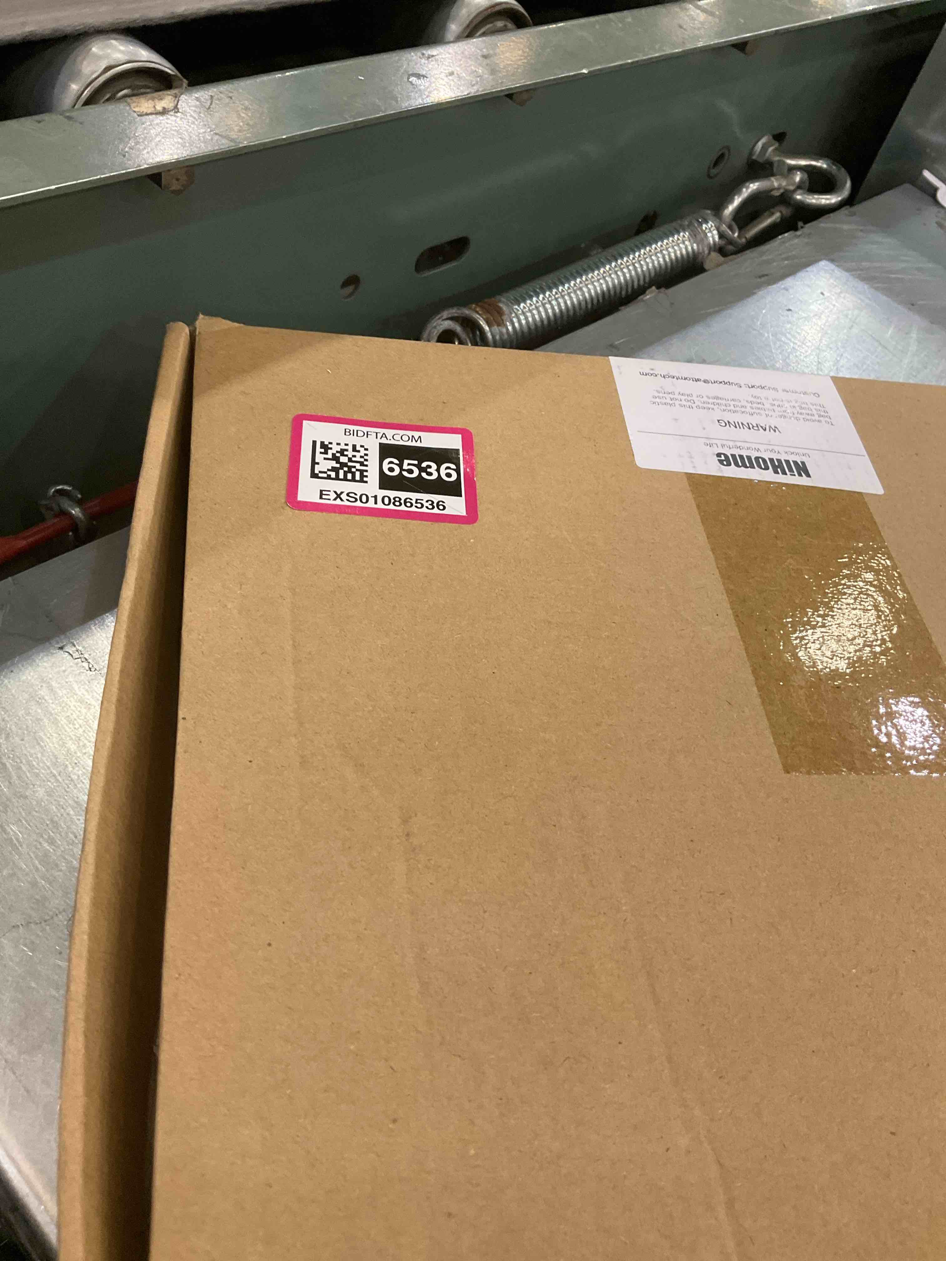 https://s3.amazonaws.com/lotting-images-prod/BargainHunt/EXS01086536_1708020224889.jpeg
