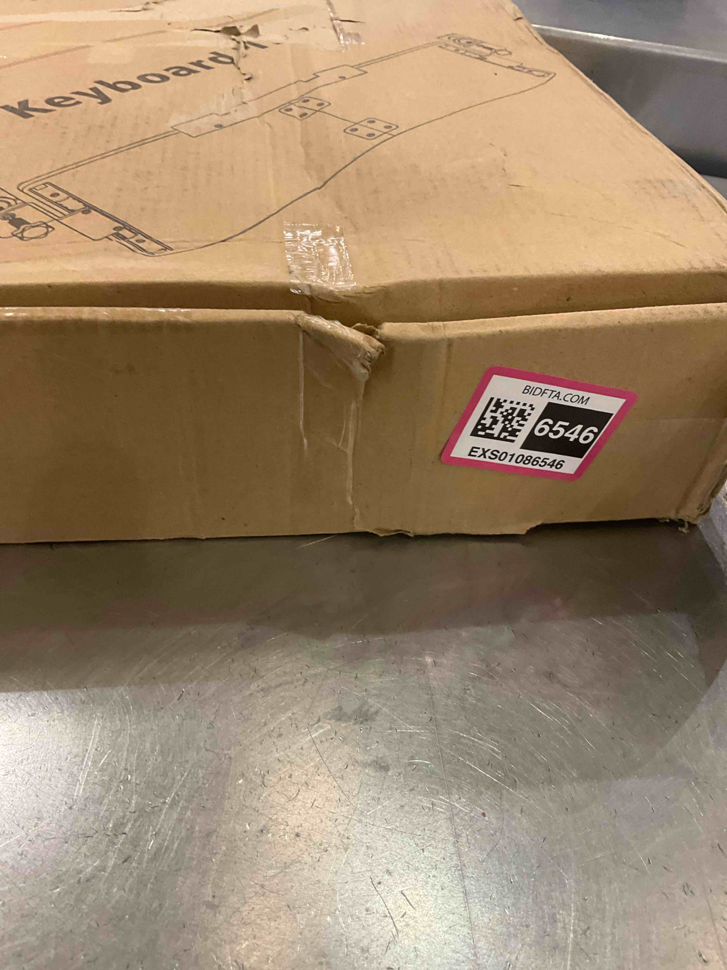 https://s3.amazonaws.com/lotting-images-prod/BargainHunt/EXS01086546_1708021812170.jpeg