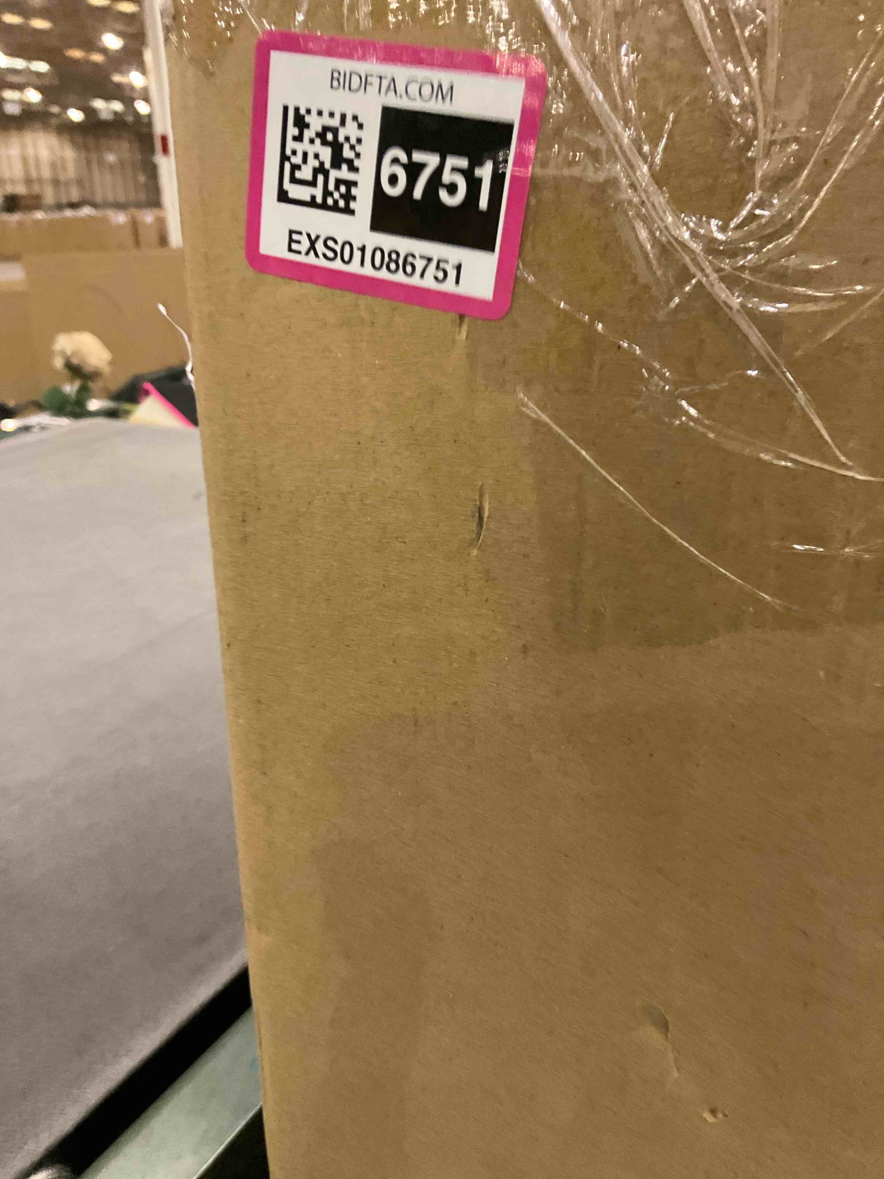 https://s3.amazonaws.com/lotting-images-prod/BargainHunt/EXS01086751_1708107570244.jpeg