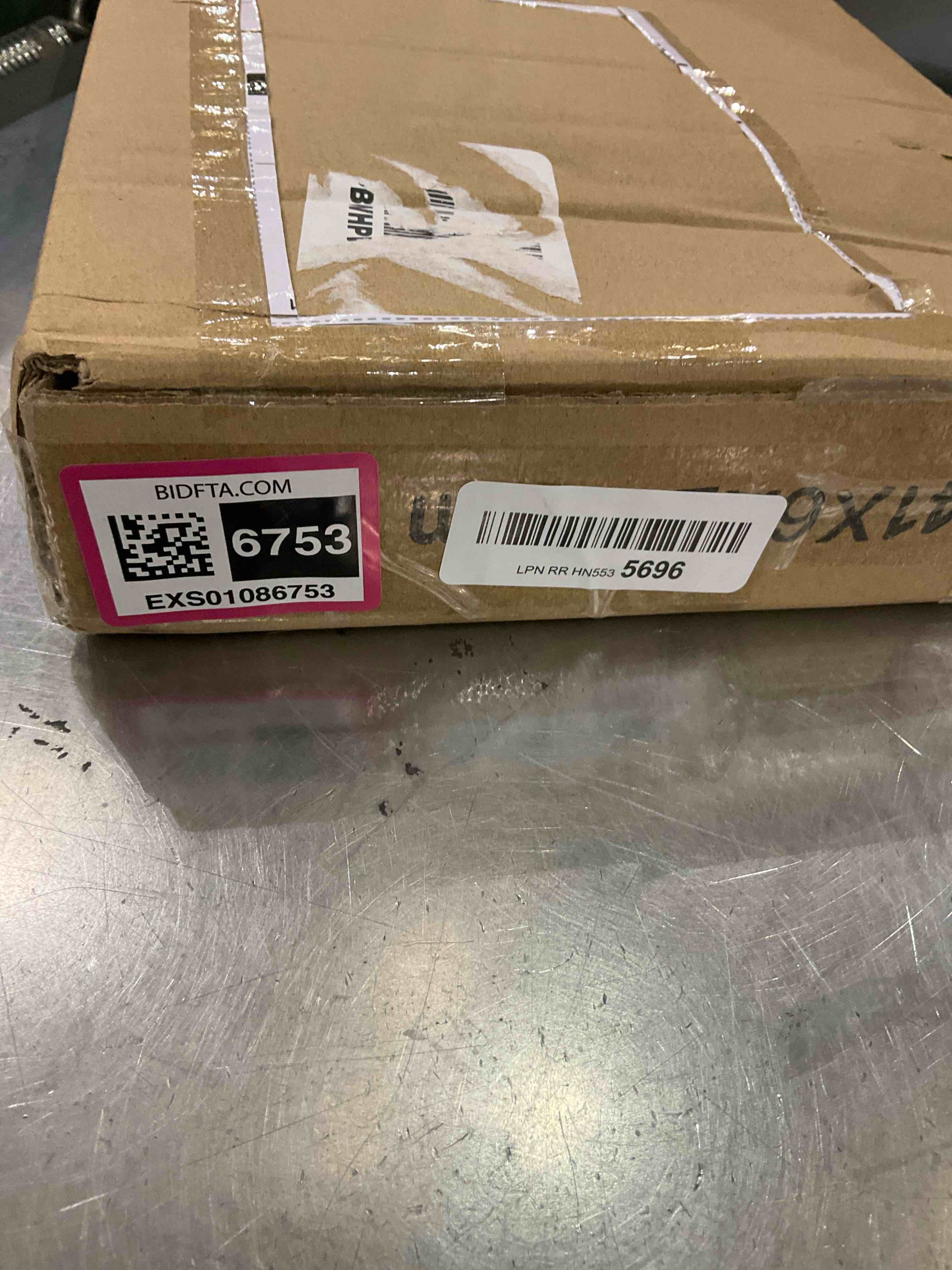 https://s3.amazonaws.com/lotting-images-prod/BargainHunt/EXS01086753_1708107707786.jpeg