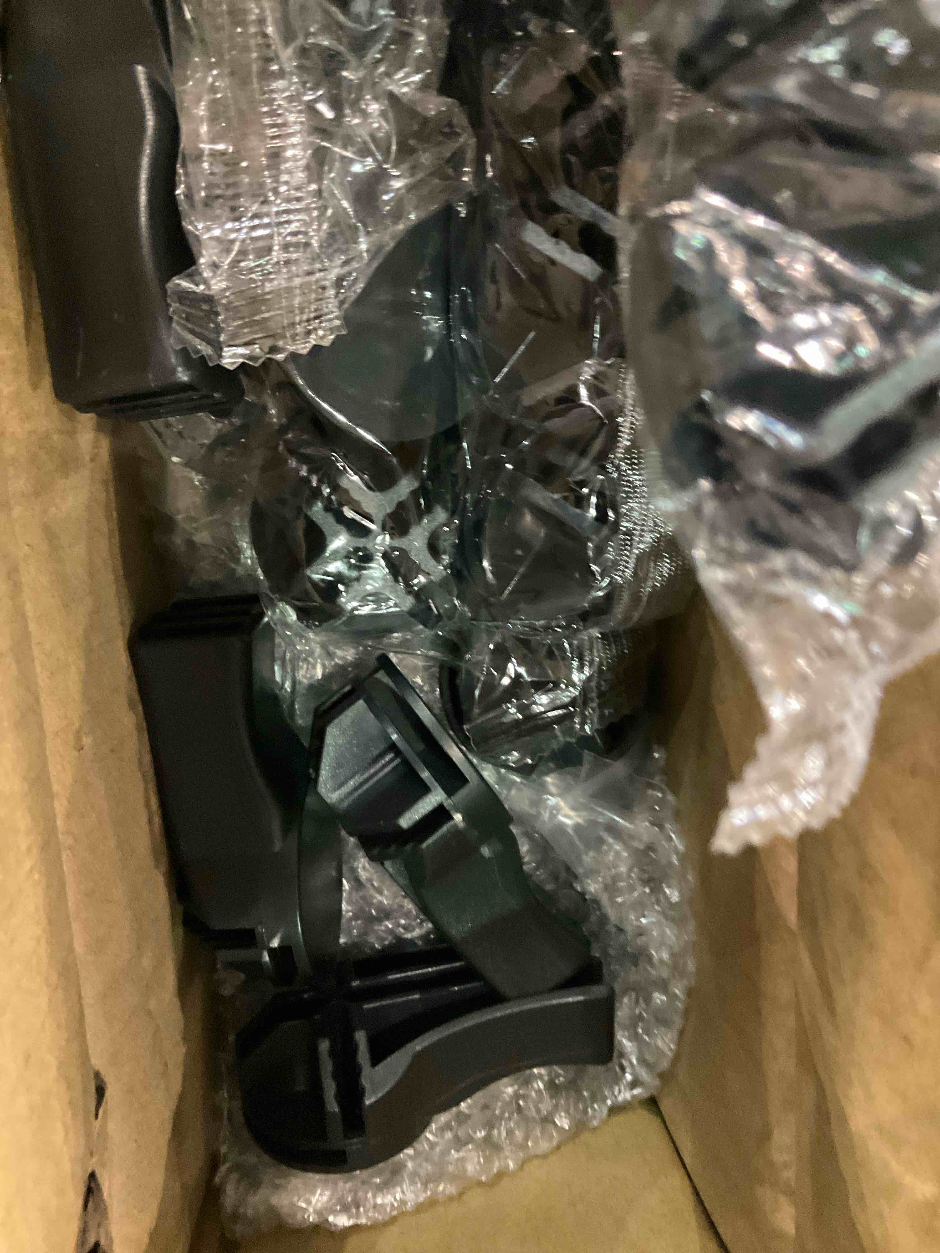 https://s3.amazonaws.com/lotting-images-prod/BargainHunt/EXS01087040_1709037524679.jpeg