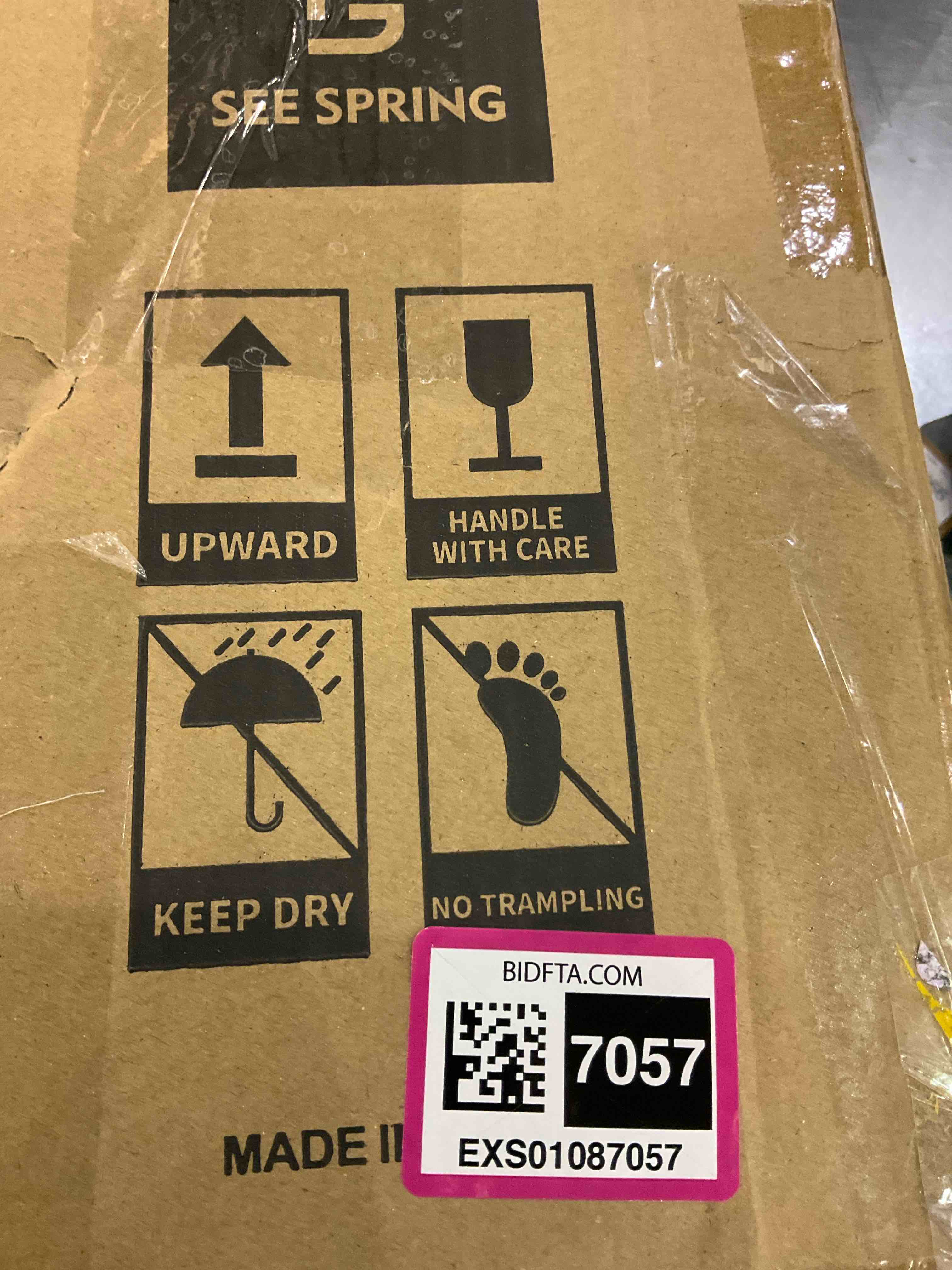 https://s3.amazonaws.com/lotting-images-prod/BargainHunt/EXS01087057_1709039246736.jpeg