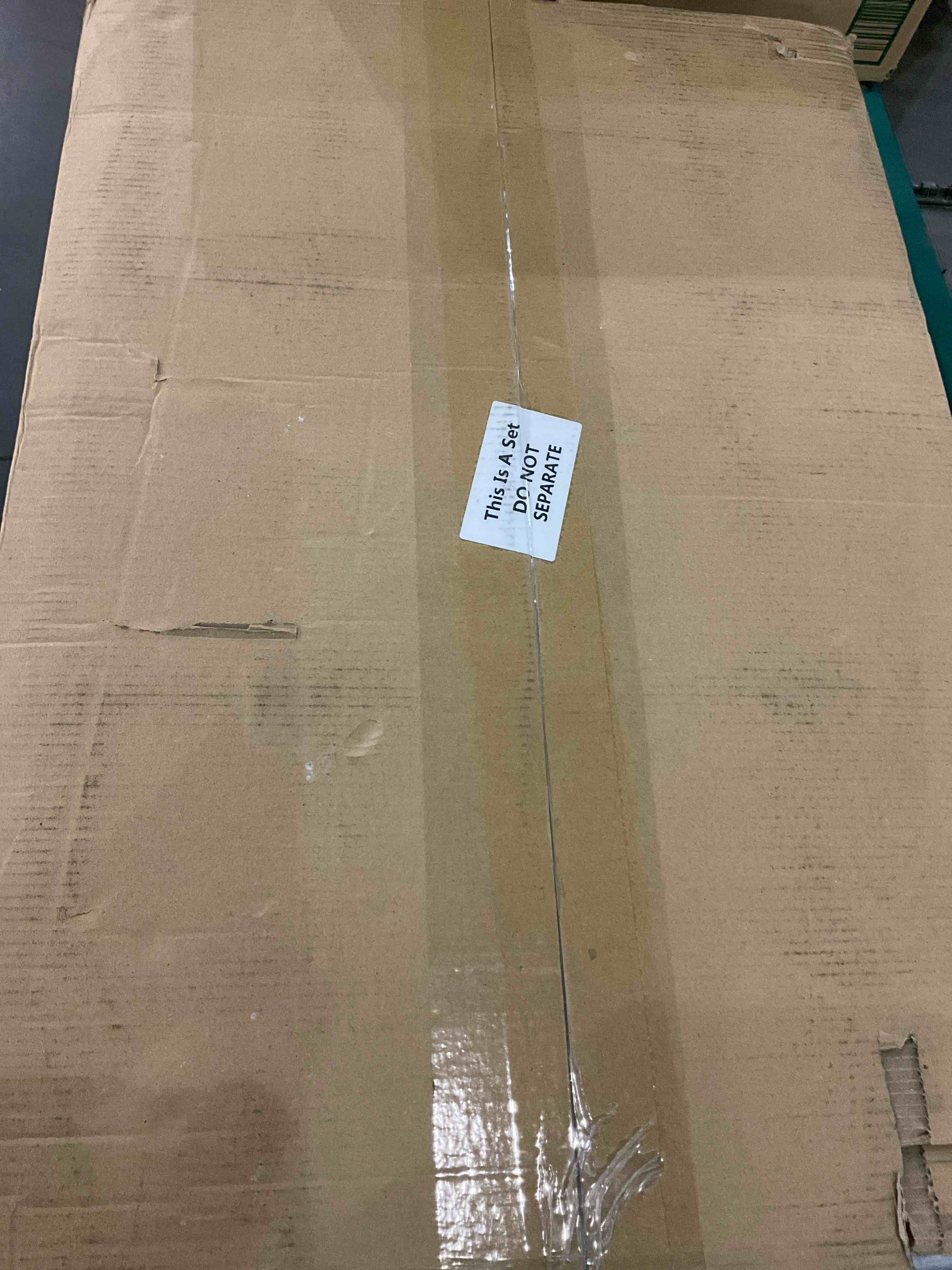 https://s3.amazonaws.com/lotting-images-prod/BargainHunt/EXS01087145_1709123438816.jpeg