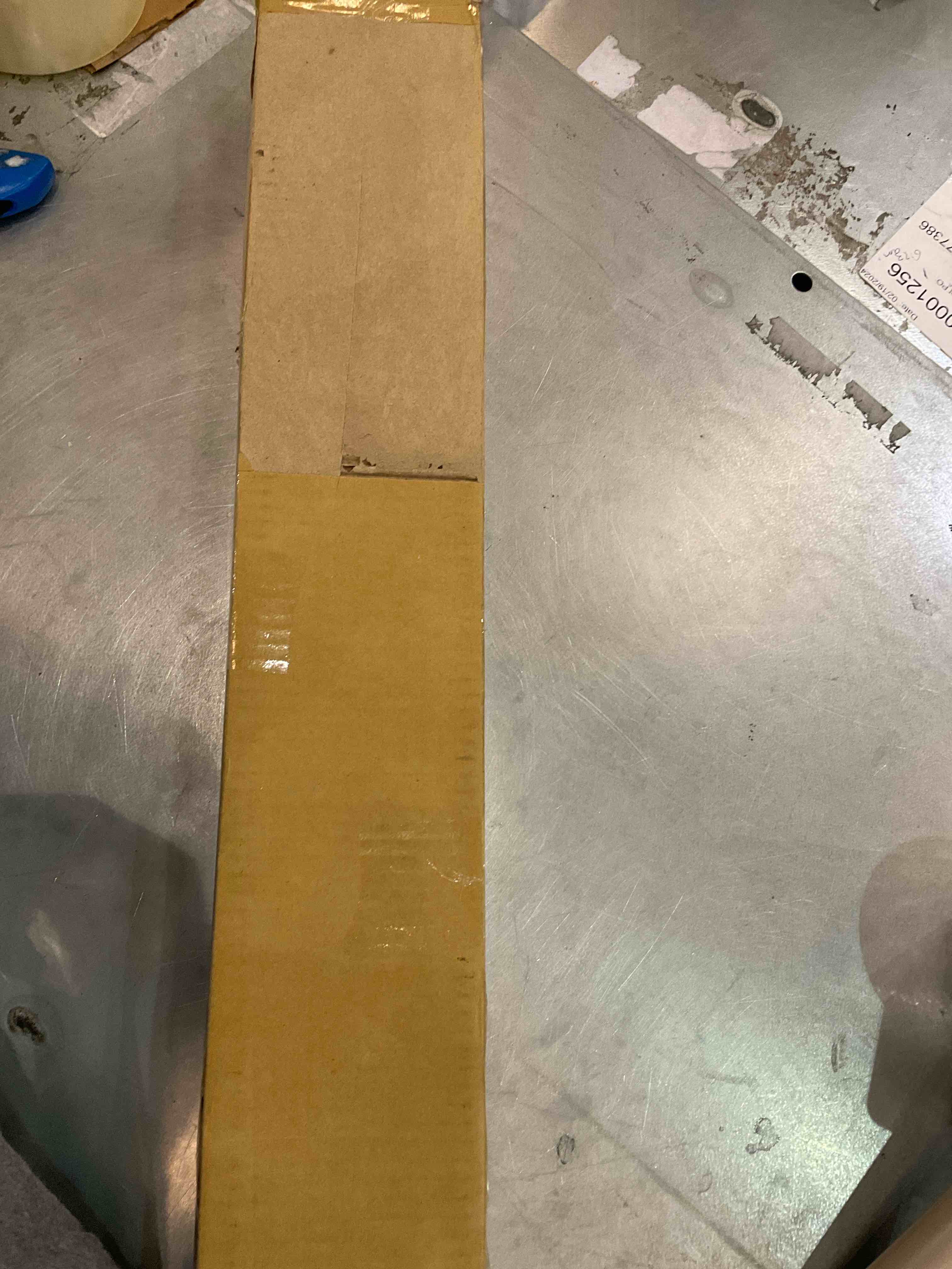 https://s3.amazonaws.com/lotting-images-prod/BargainHunt/EXS01087181_1709144313339.jpeg