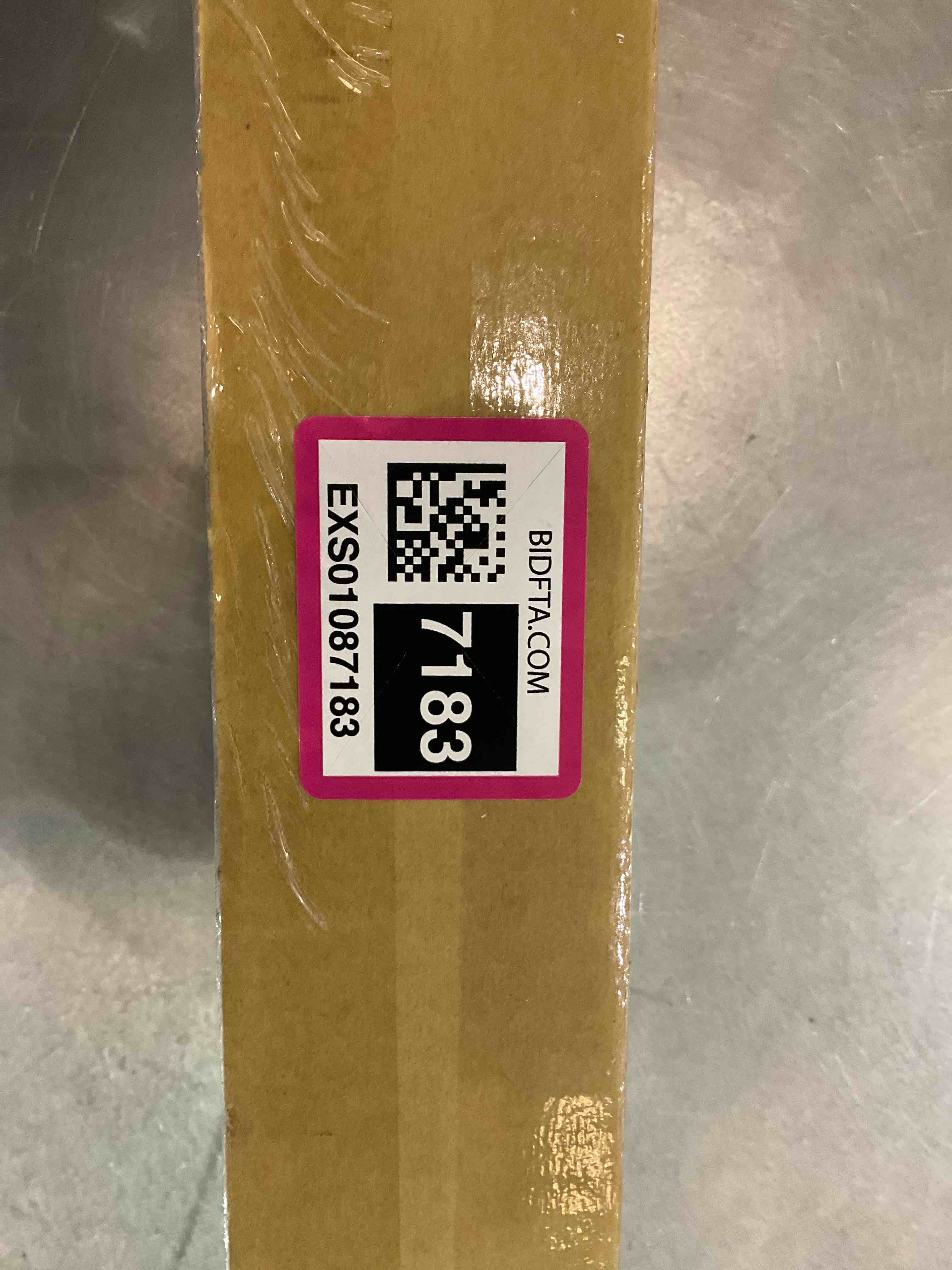 https://s3.amazonaws.com/lotting-images-prod/BargainHunt/EXS01087183_1709144623298.jpeg