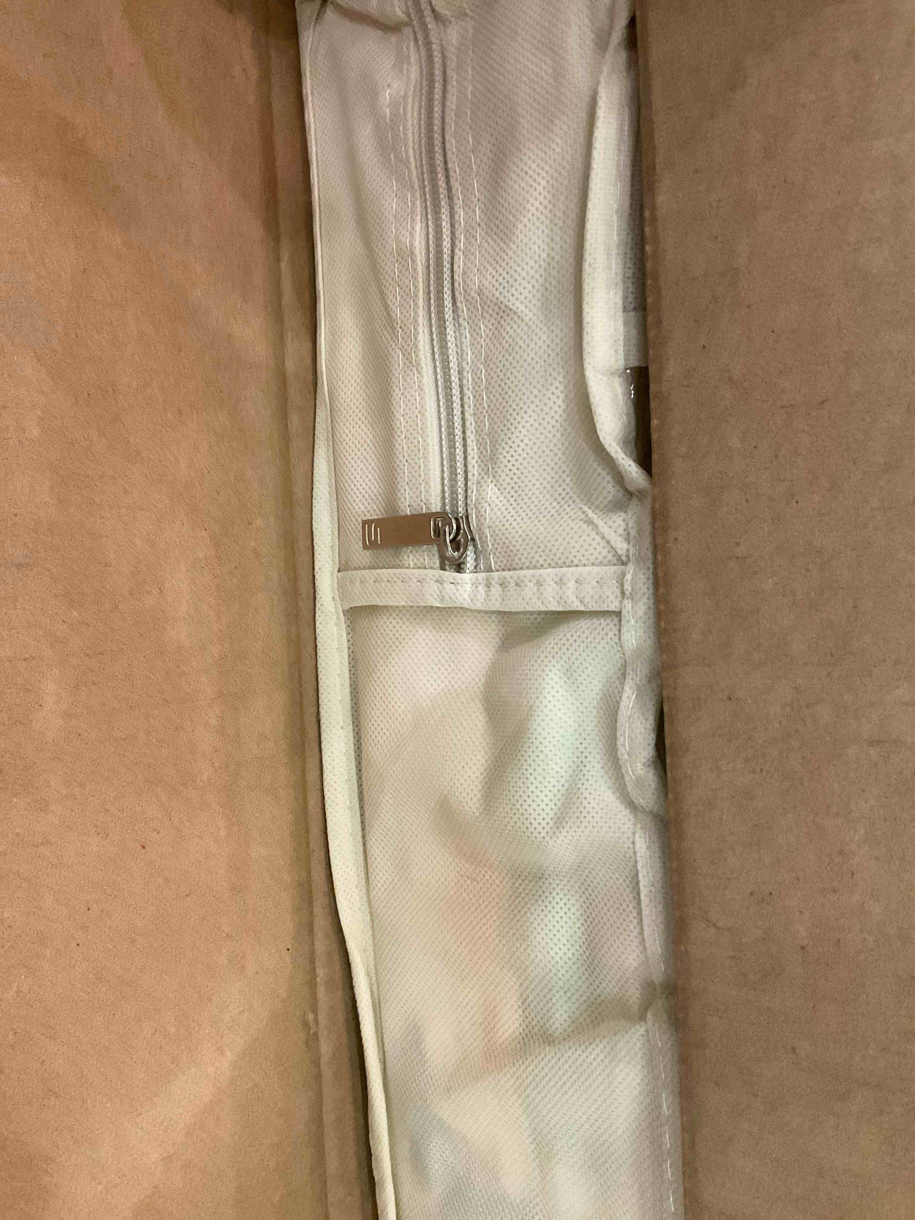 https://s3.amazonaws.com/lotting-images-prod/BargainHunt/EXS01087193_1709145943293.jpeg