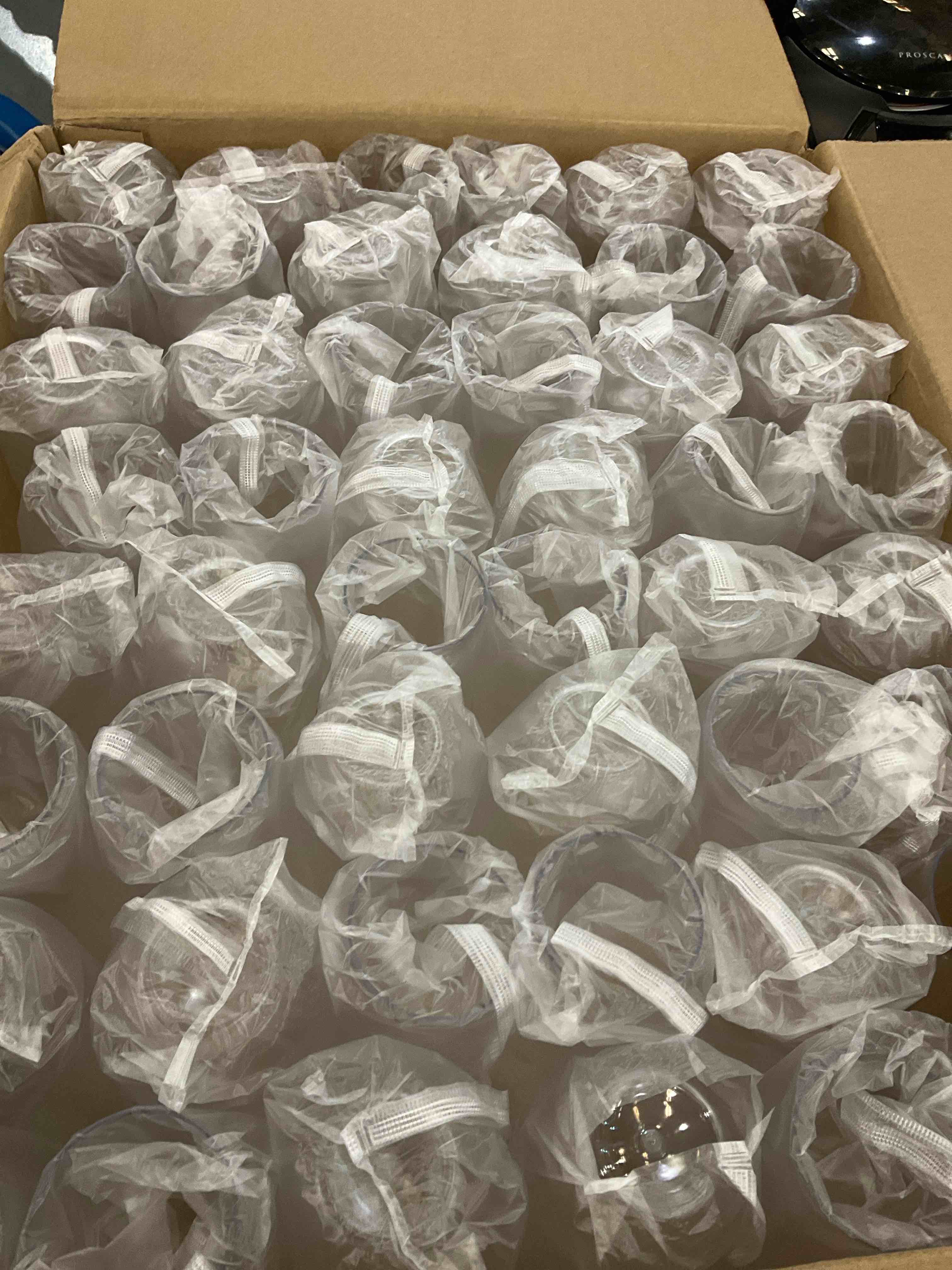 https://s3.amazonaws.com/lotting-images-prod/BargainHunt/EXS01087261_1709228924123.jpeg