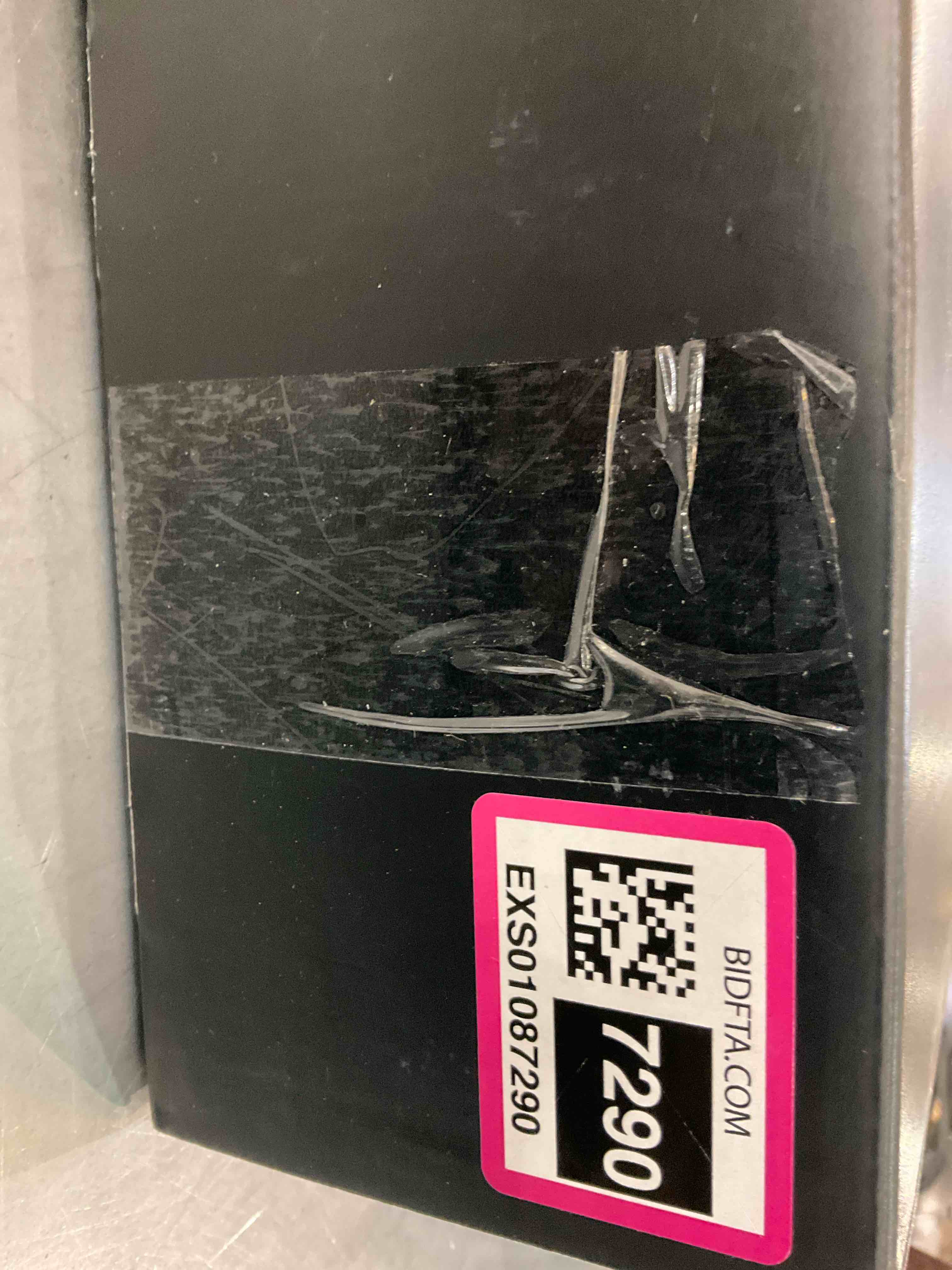 https://s3.amazonaws.com/lotting-images-prod/BargainHunt/EXS01087290_1709236491448.jpeg