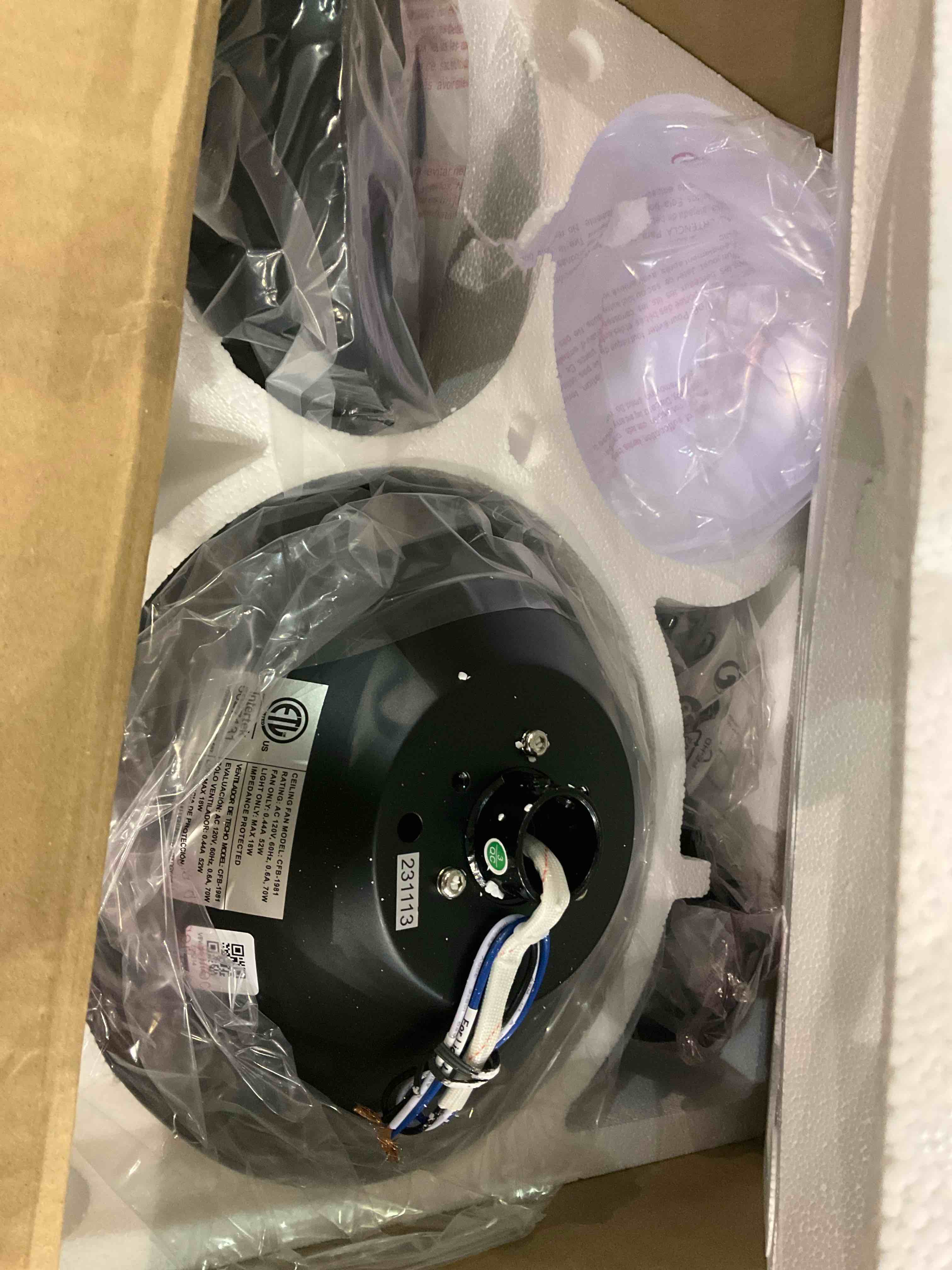 https://s3.amazonaws.com/lotting-images-prod/BargainHunt/EXS01087323_1709300751952.jpeg