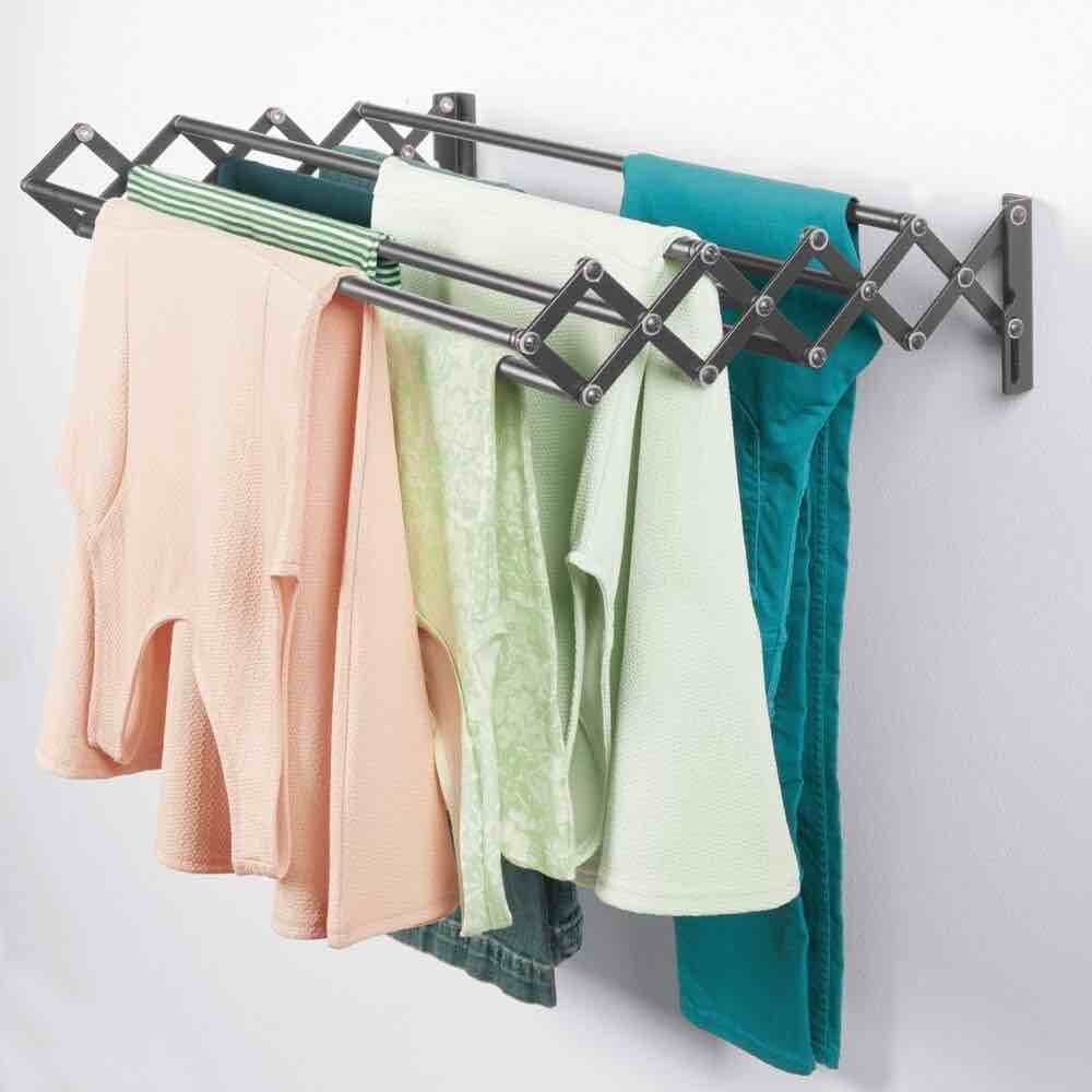 https://s3.amazonaws.com/lotting-images-prod/BargainHunt/EXS01087393_1709321542613.jpeg