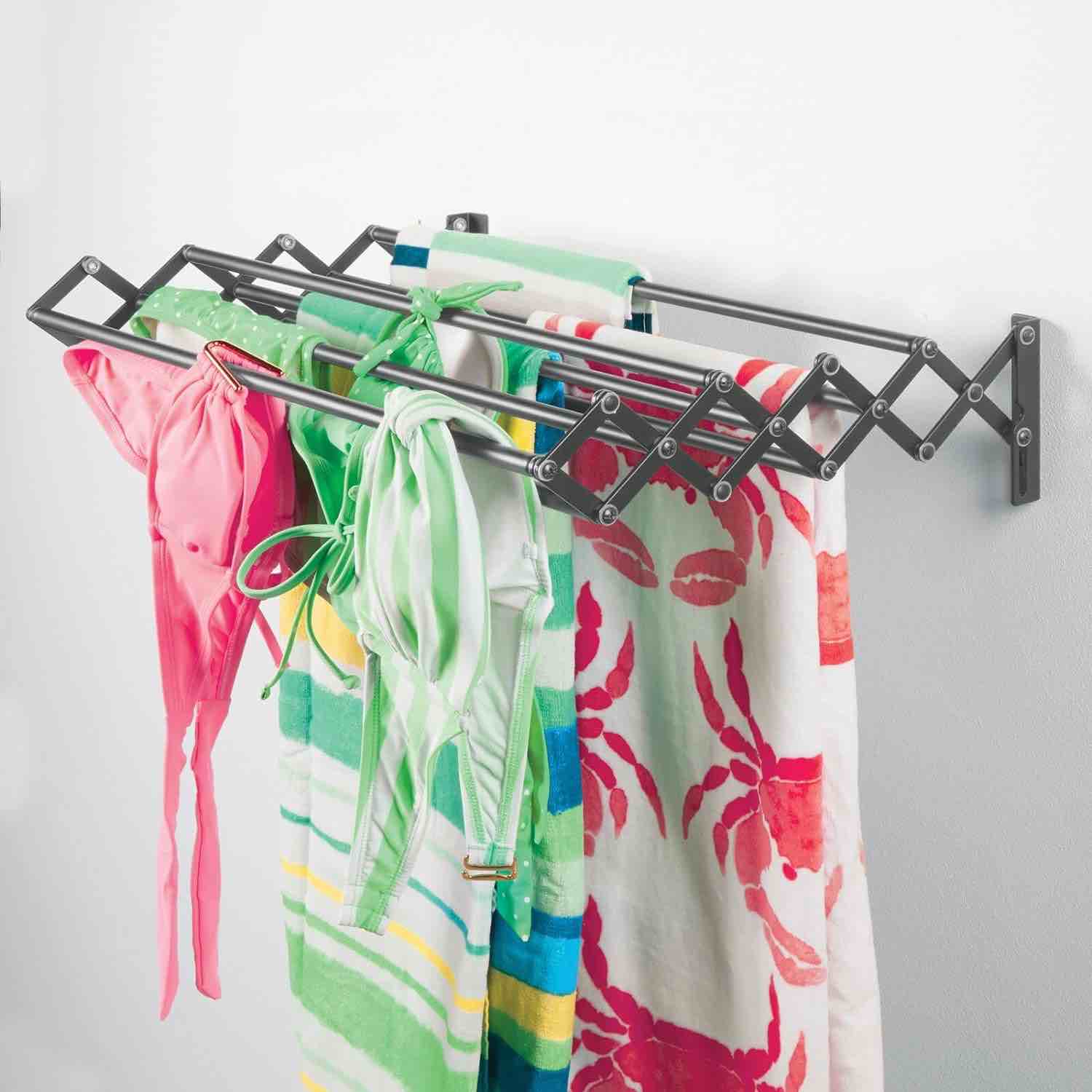 https://s3.amazonaws.com/lotting-images-prod/BargainHunt/EXS01087393_1709321550240.jpeg