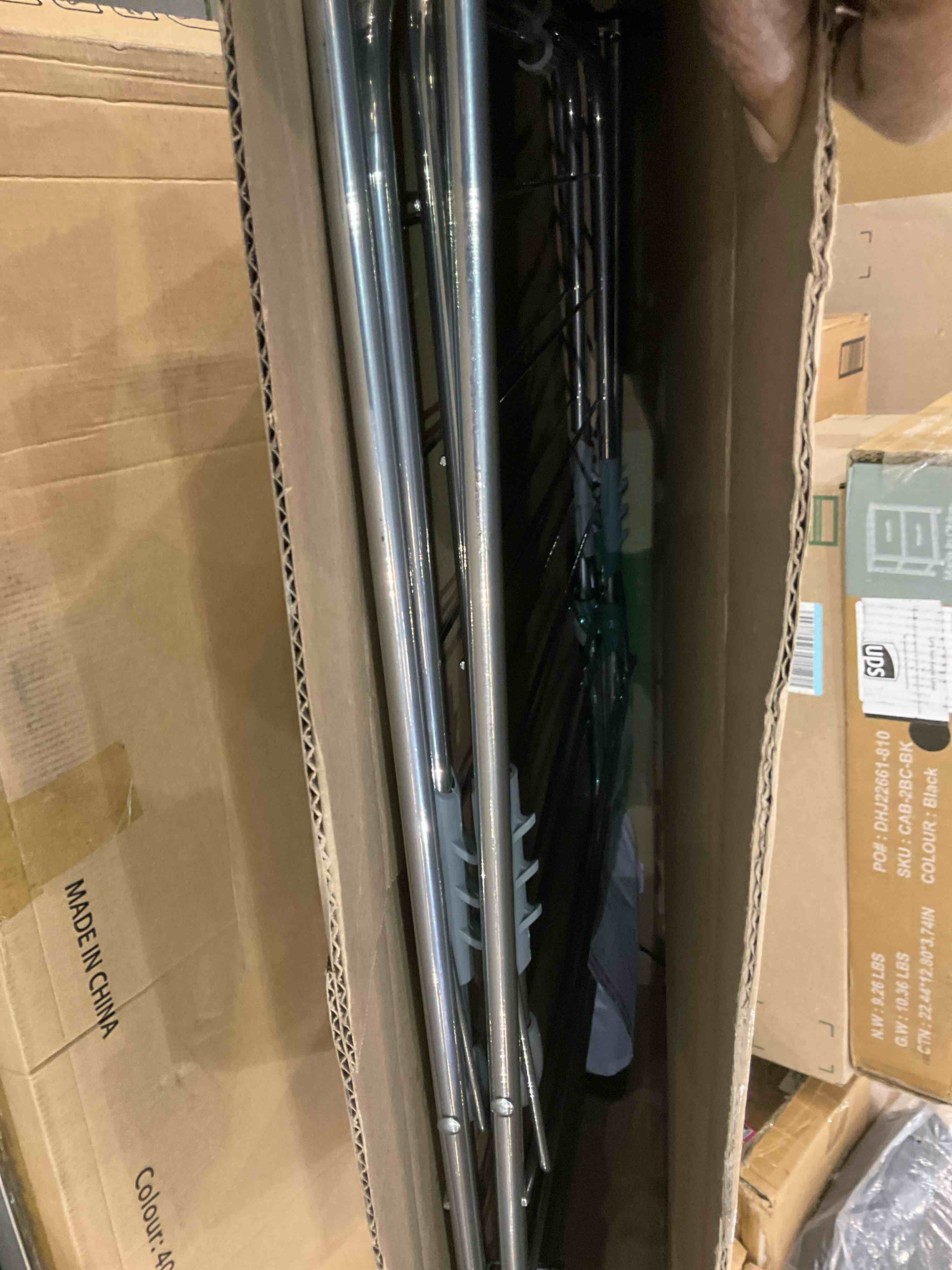 https://s3.amazonaws.com/lotting-images-prod/BargainHunt/EXS01087393_1709321594839.jpeg