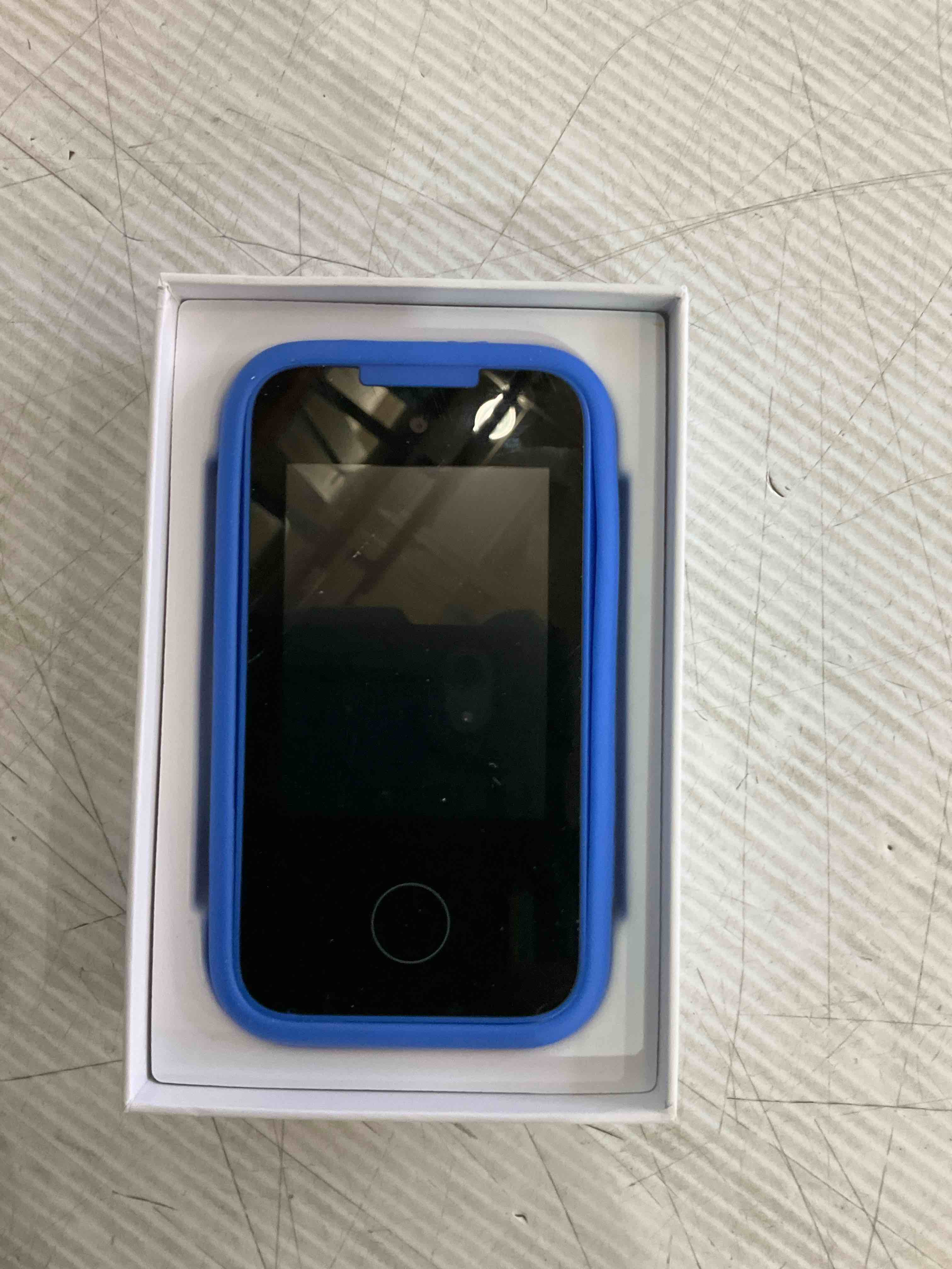 https://s3.amazonaws.com/lotting-images-prod/BargainHunt/EXS01087437_1709836982154.jpeg