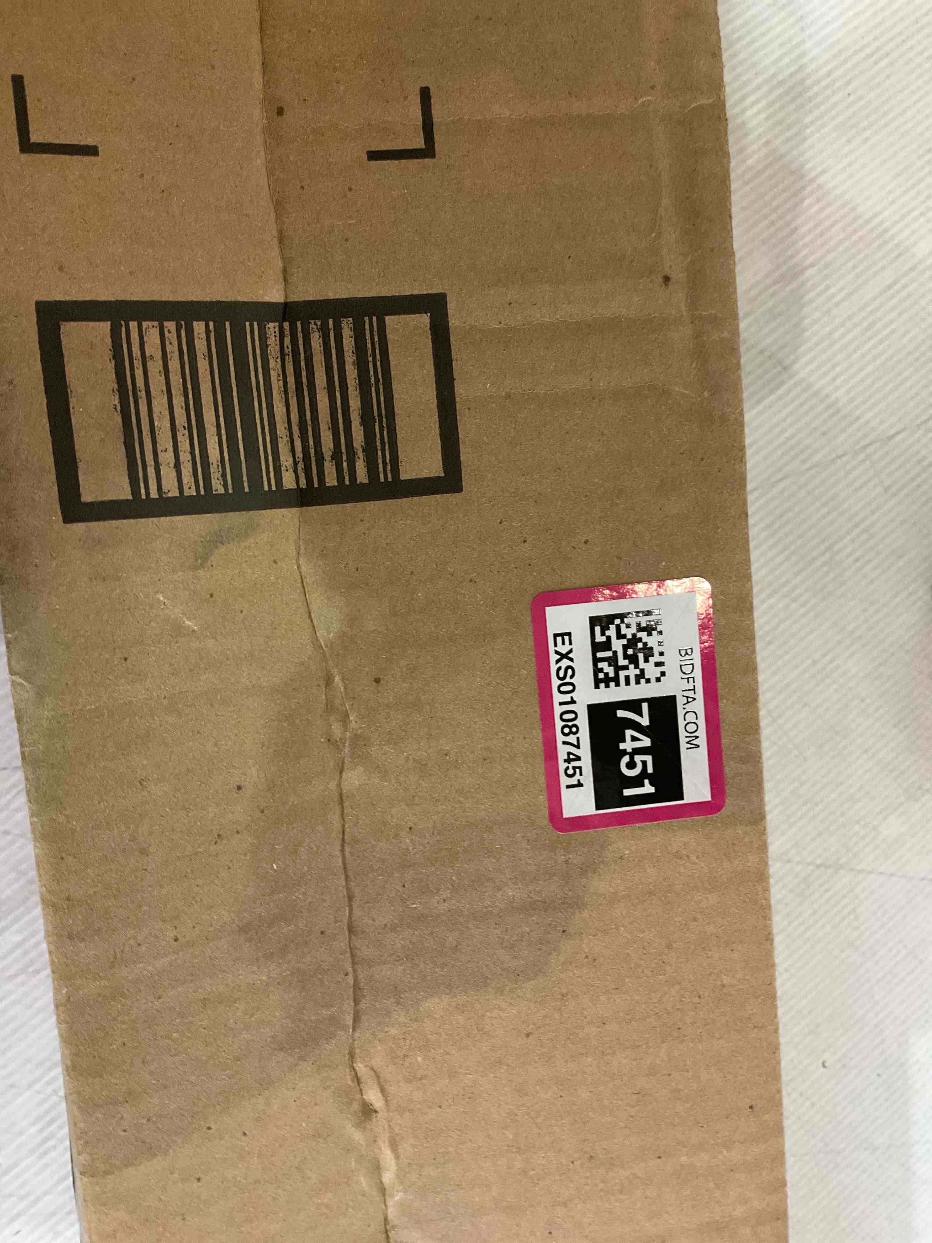 https://s3.amazonaws.com/lotting-images-prod/BargainHunt/EXS01087451_1709902200836.jpeg