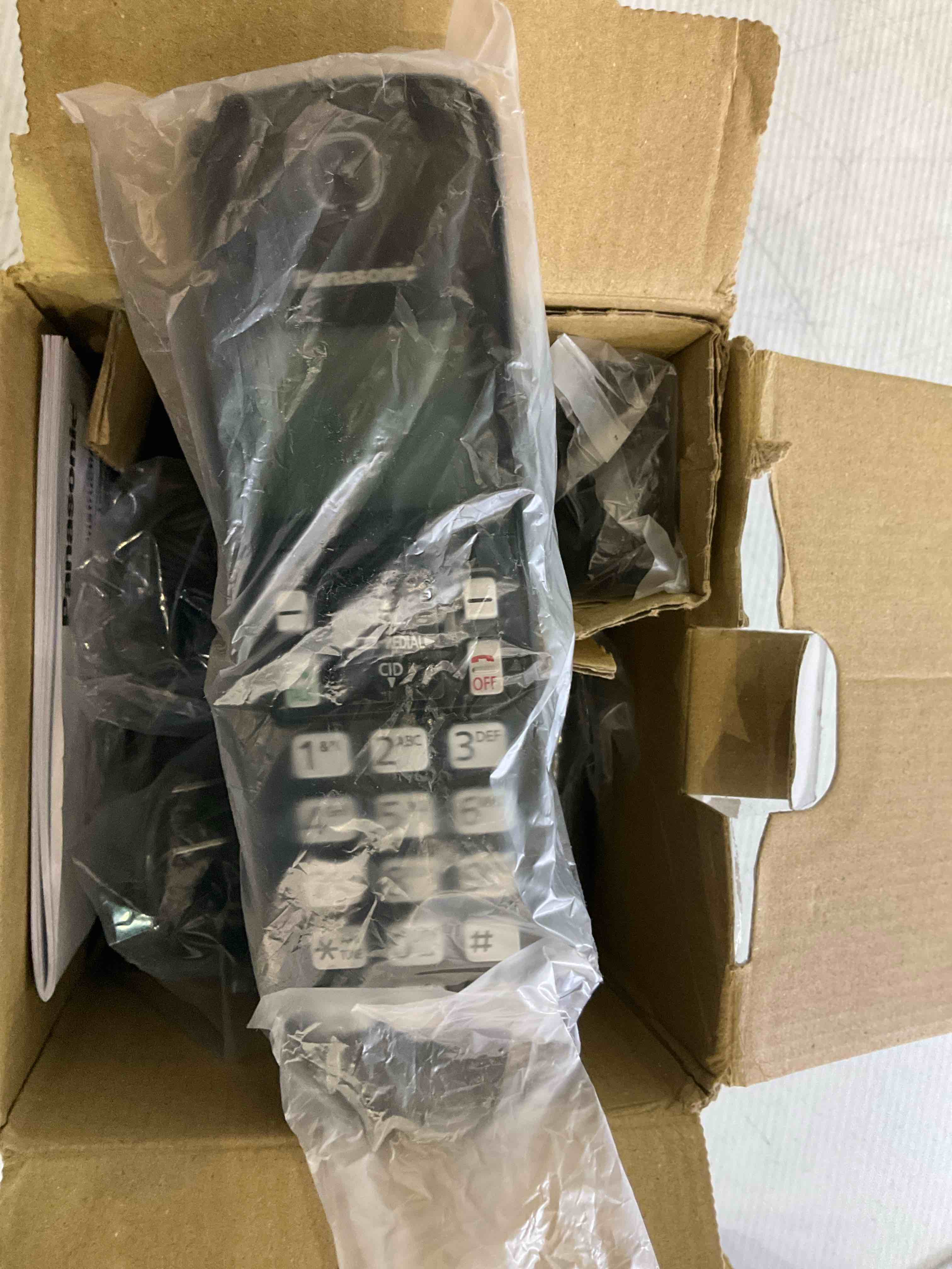 https://s3.amazonaws.com/lotting-images-prod/BargainHunt/EXS01087452_1709902508741.jpeg