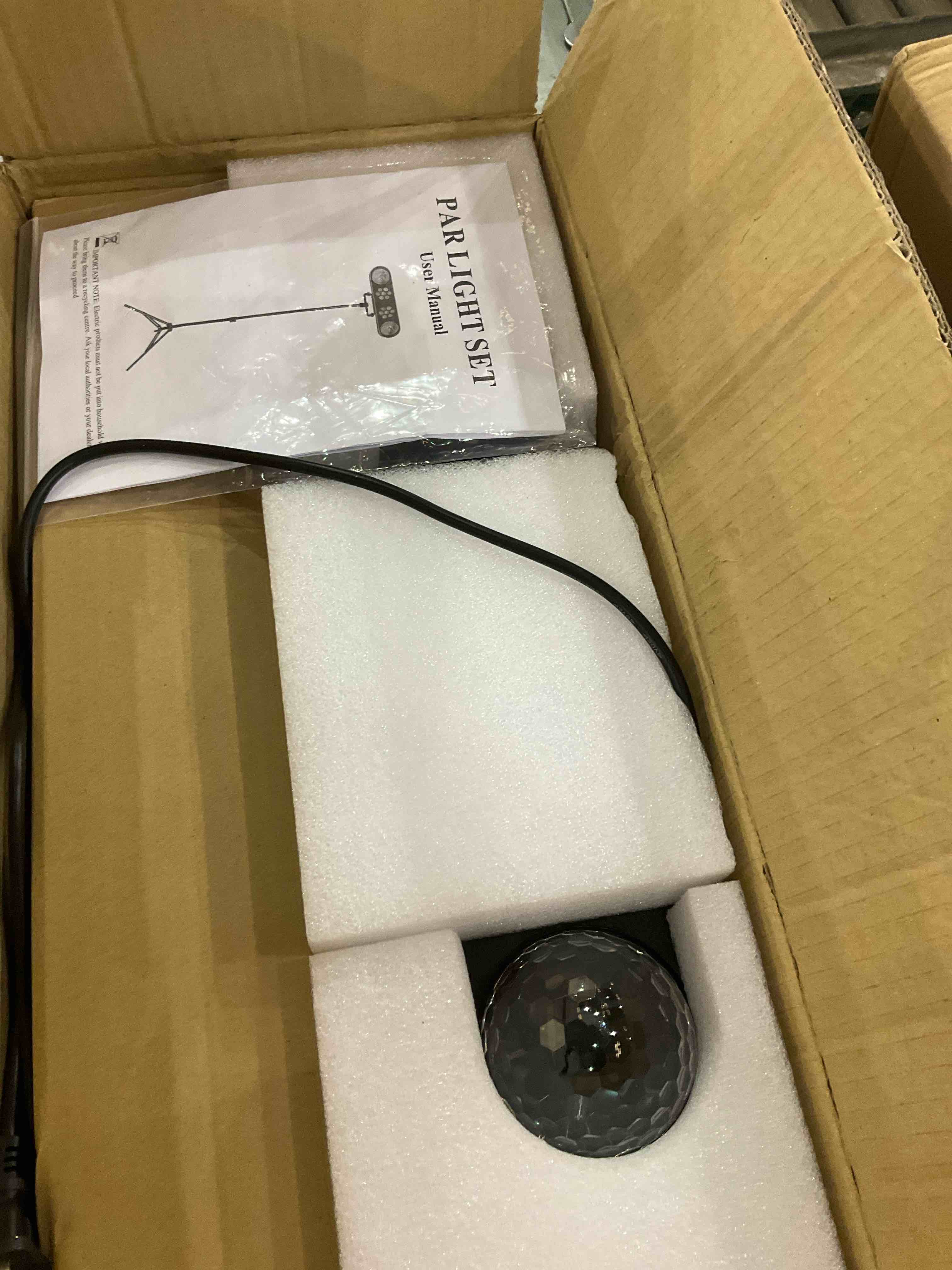 https://s3.amazonaws.com/lotting-images-prod/BargainHunt/EXS01087547_1709916690531.jpeg