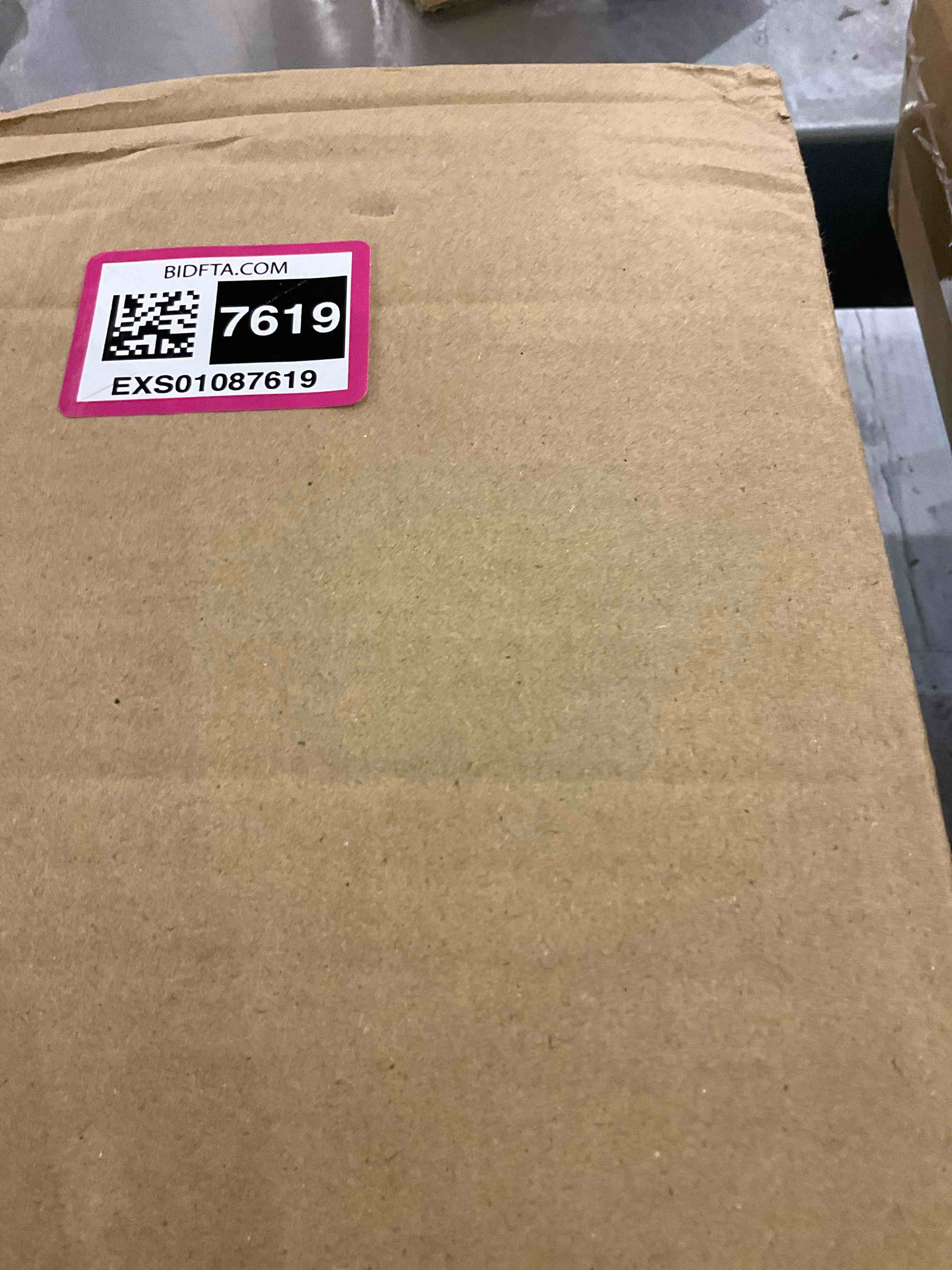 https://s3.amazonaws.com/lotting-images-prod/BargainHunt/EXS01087619_1710158483105.jpeg