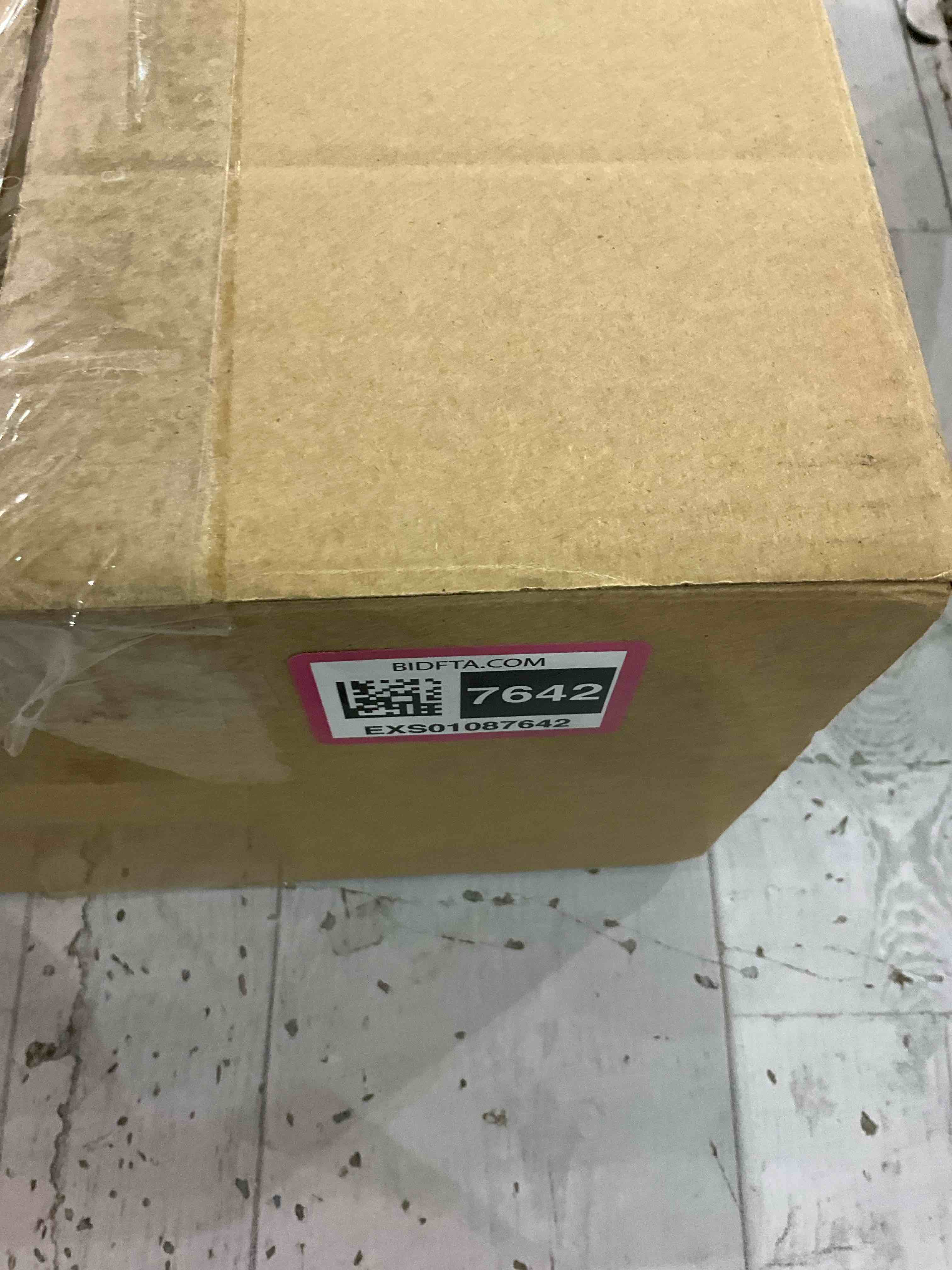 https://s3.amazonaws.com/lotting-images-prod/BargainHunt/EXS01087642_1710160641528.jpeg