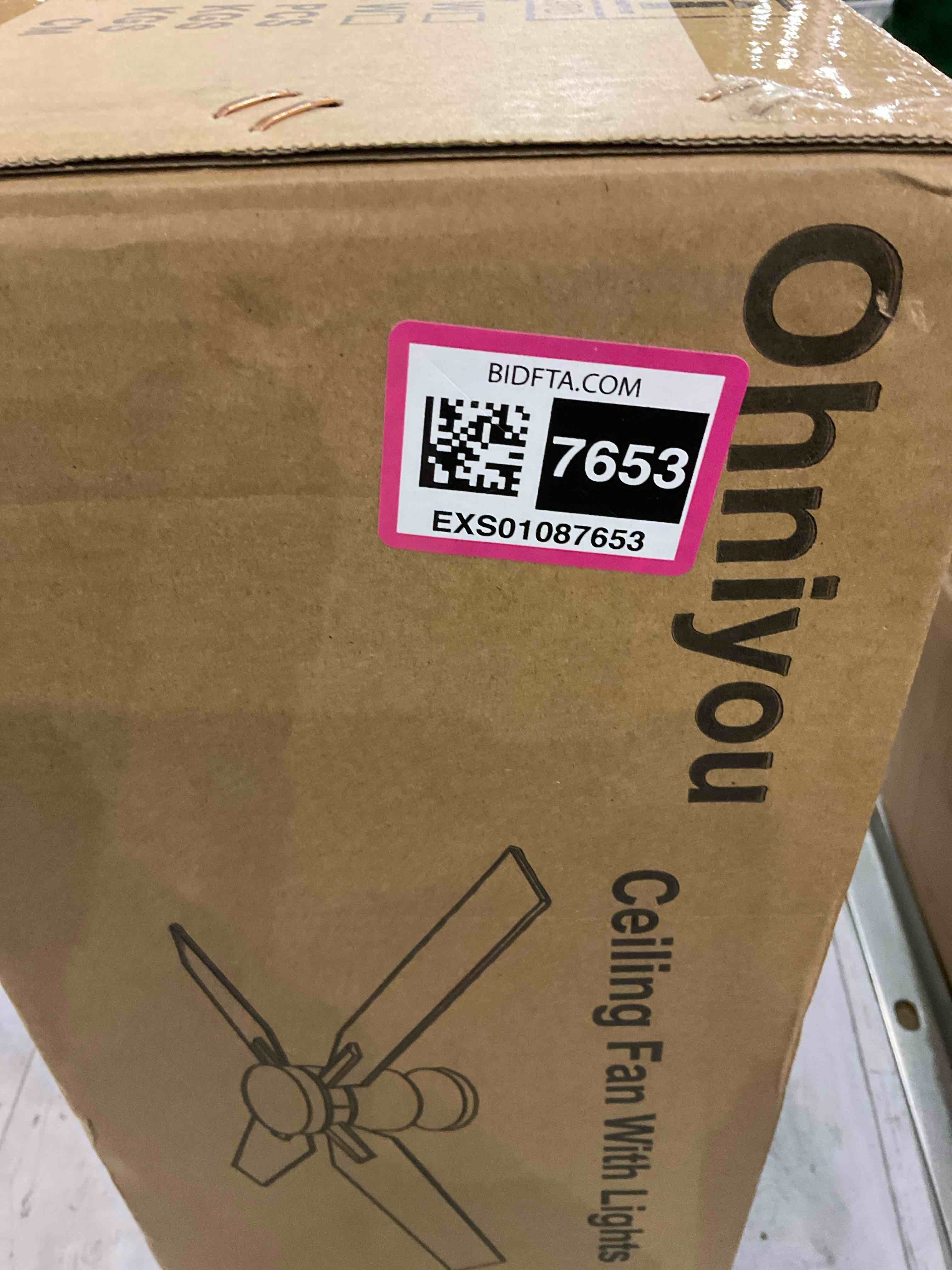https://s3.amazonaws.com/lotting-images-prod/BargainHunt/EXS01087653_1710164061503.jpeg