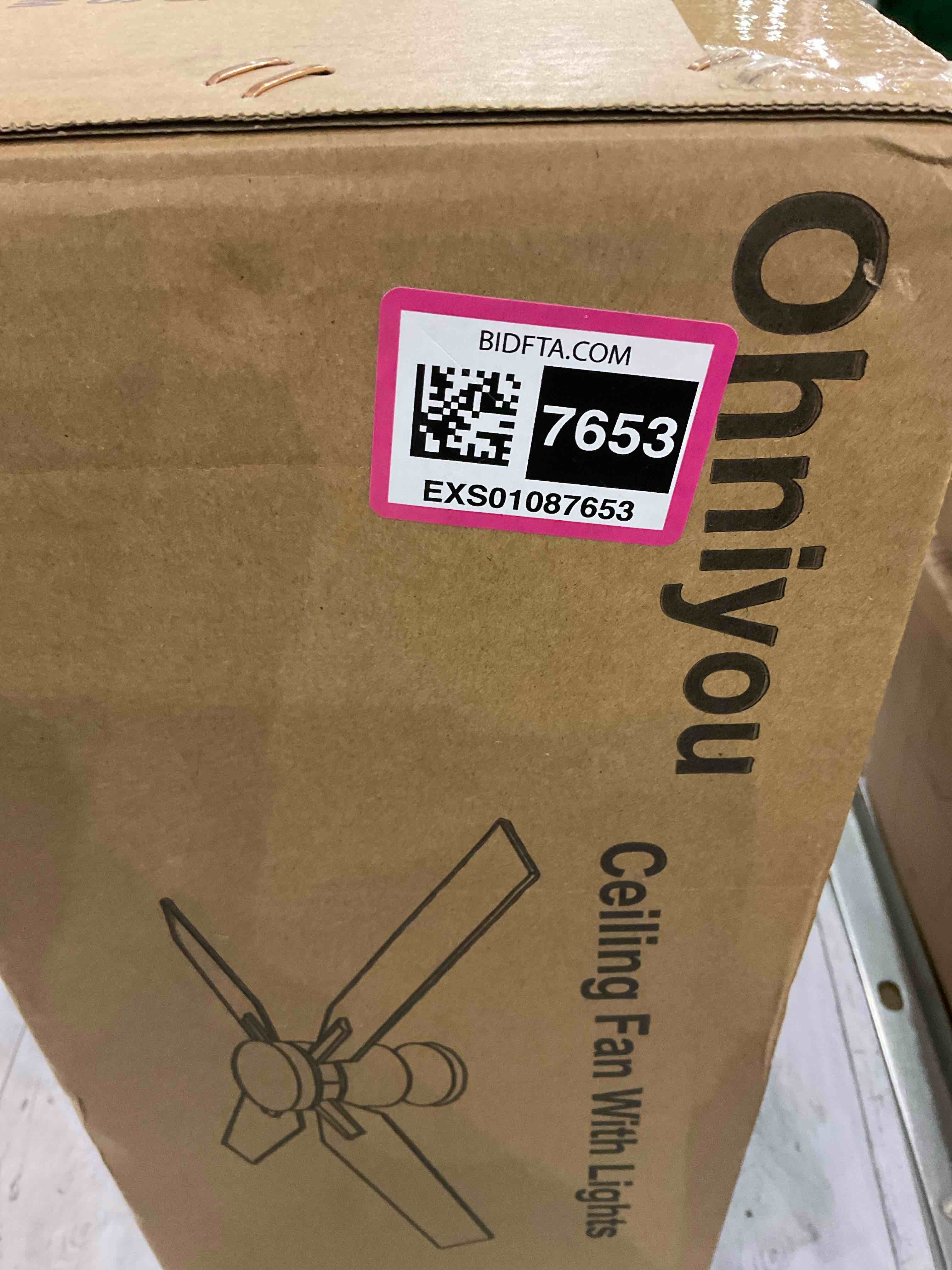https://s3.amazonaws.com/lotting-images-prod/BargainHunt/EXS01087653_1710164062615.jpeg