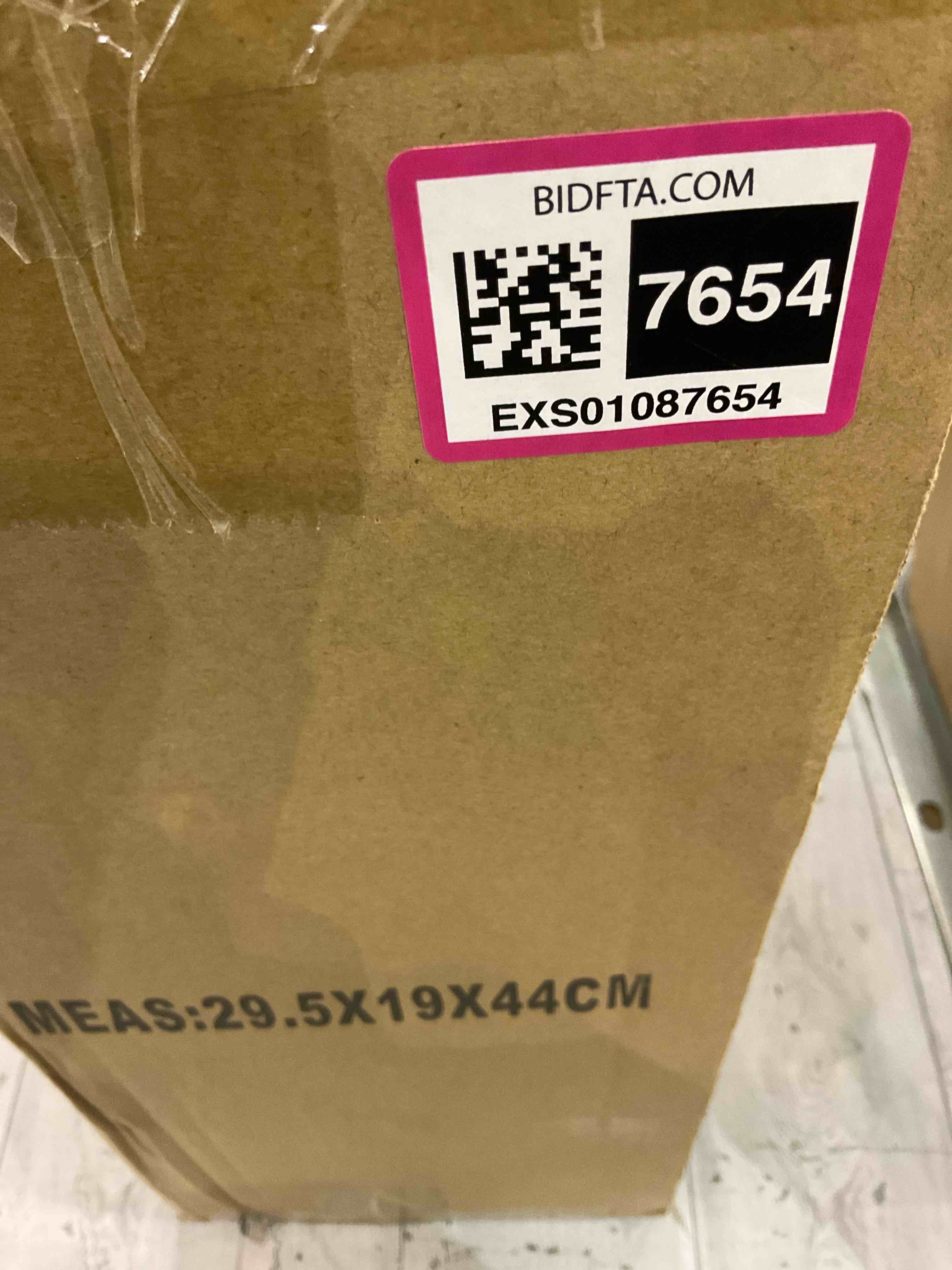 https://s3.amazonaws.com/lotting-images-prod/BargainHunt/EXS01087654_1710164127579.jpeg