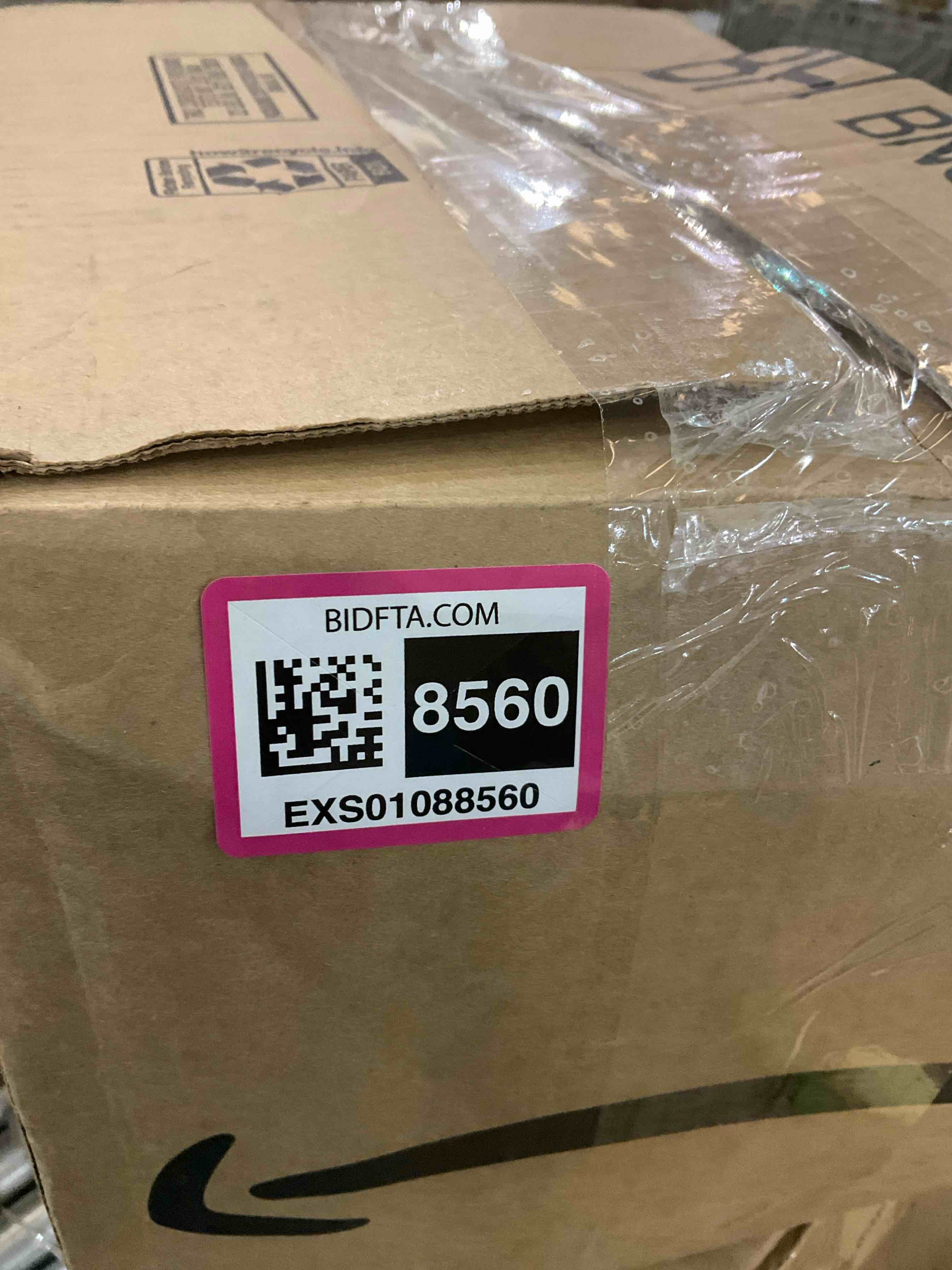 https://s3.amazonaws.com/lotting-images-prod/BargainHunt/EXS01088560_1708109227477.jpeg