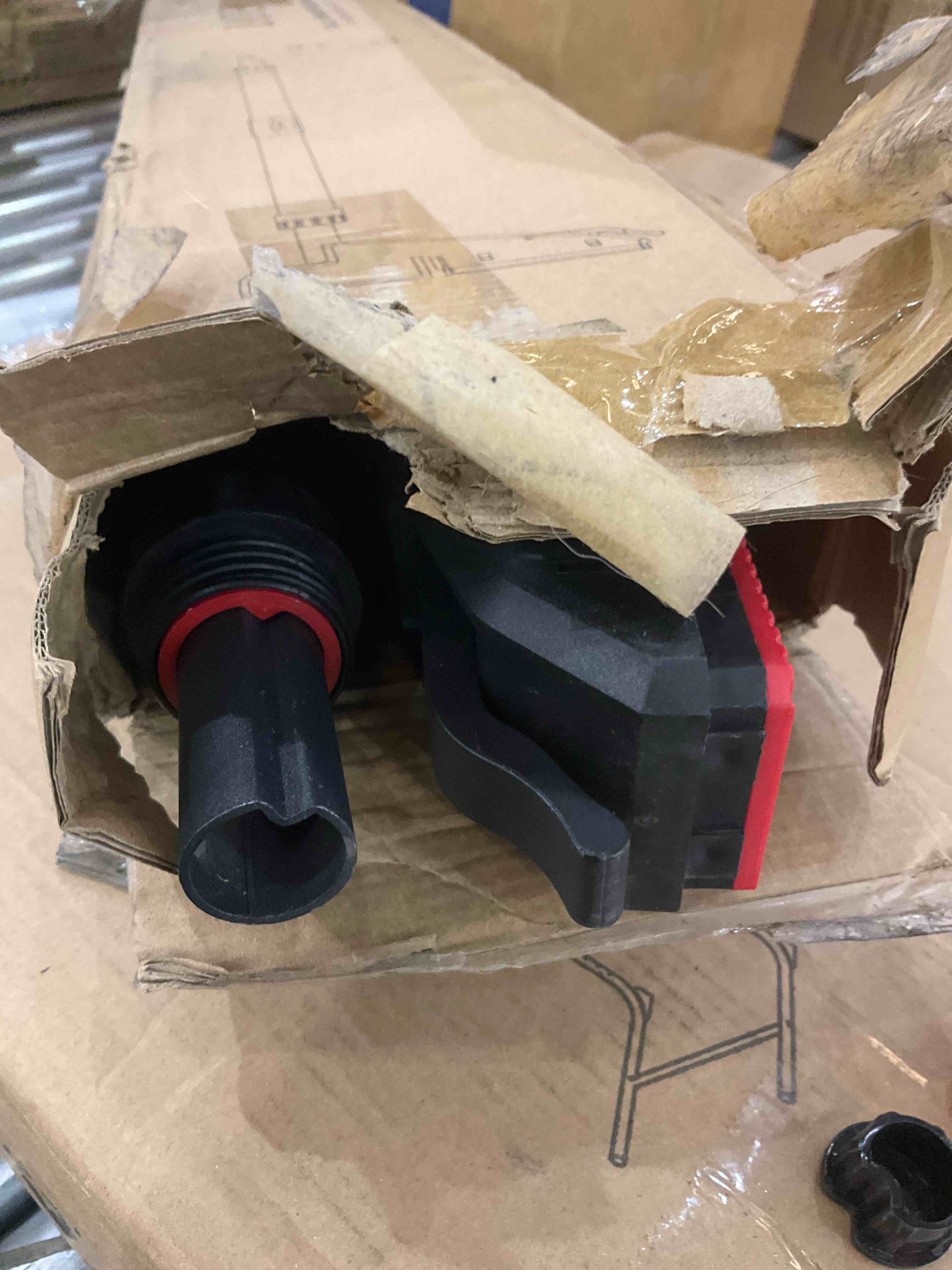 https://s3.amazonaws.com/lotting-images-prod/BargainHunt/EXS01088576_1708111568834.jpeg