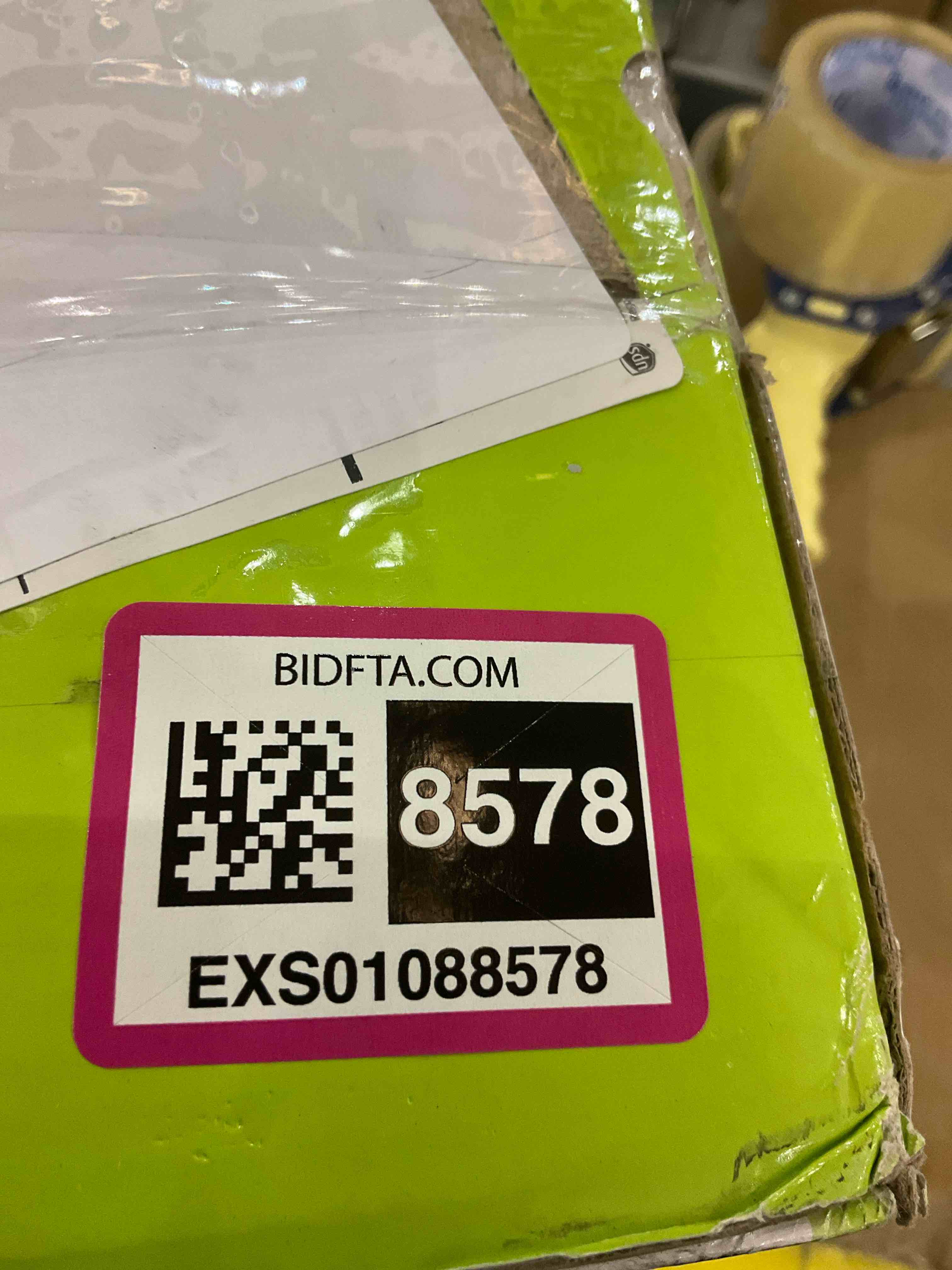 https://s3.amazonaws.com/lotting-images-prod/BargainHunt/EXS01088578_1708112640539.jpeg