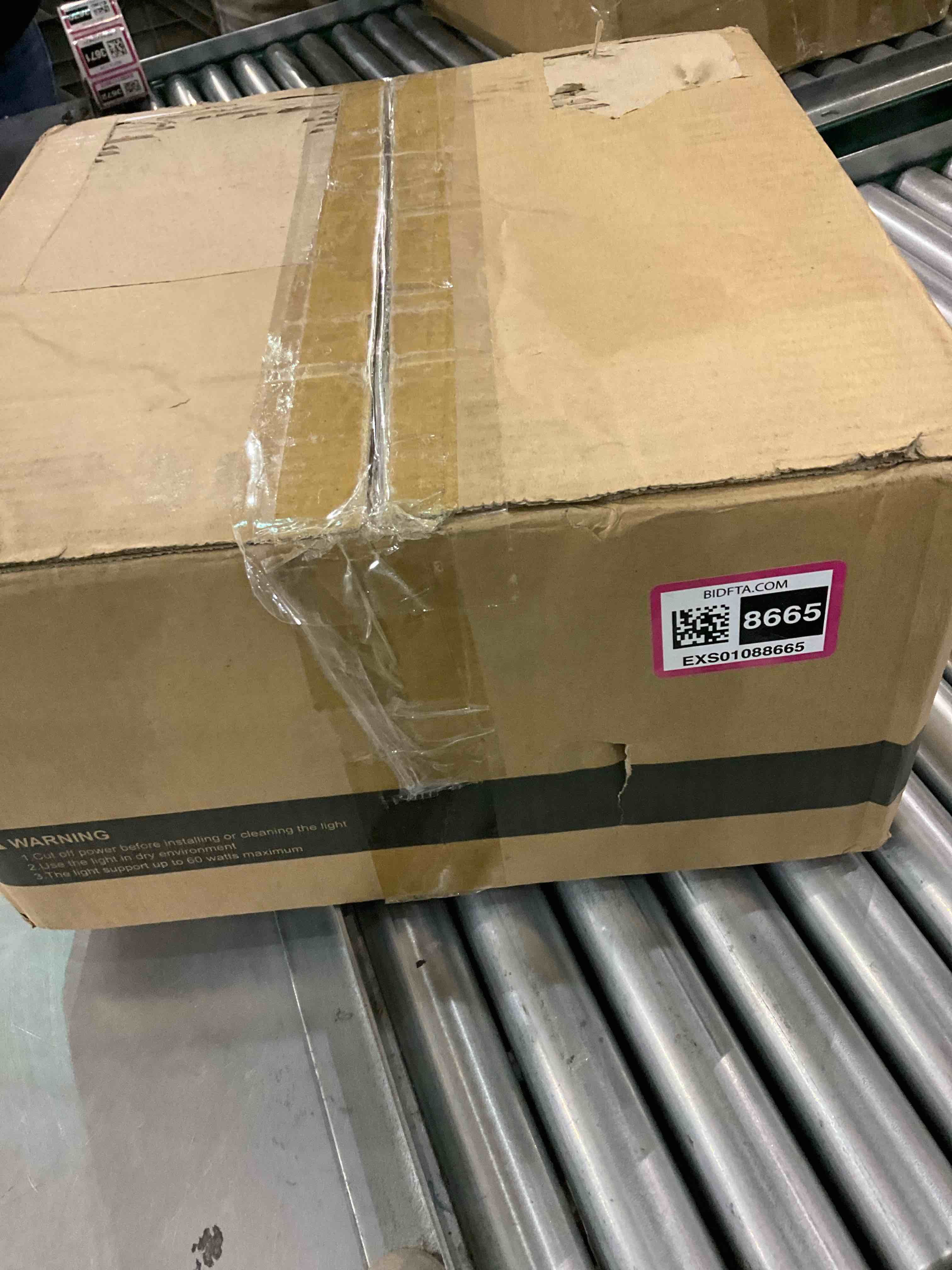 https://s3.amazonaws.com/lotting-images-prod/BargainHunt/EXS01088665_1708951784021.jpeg