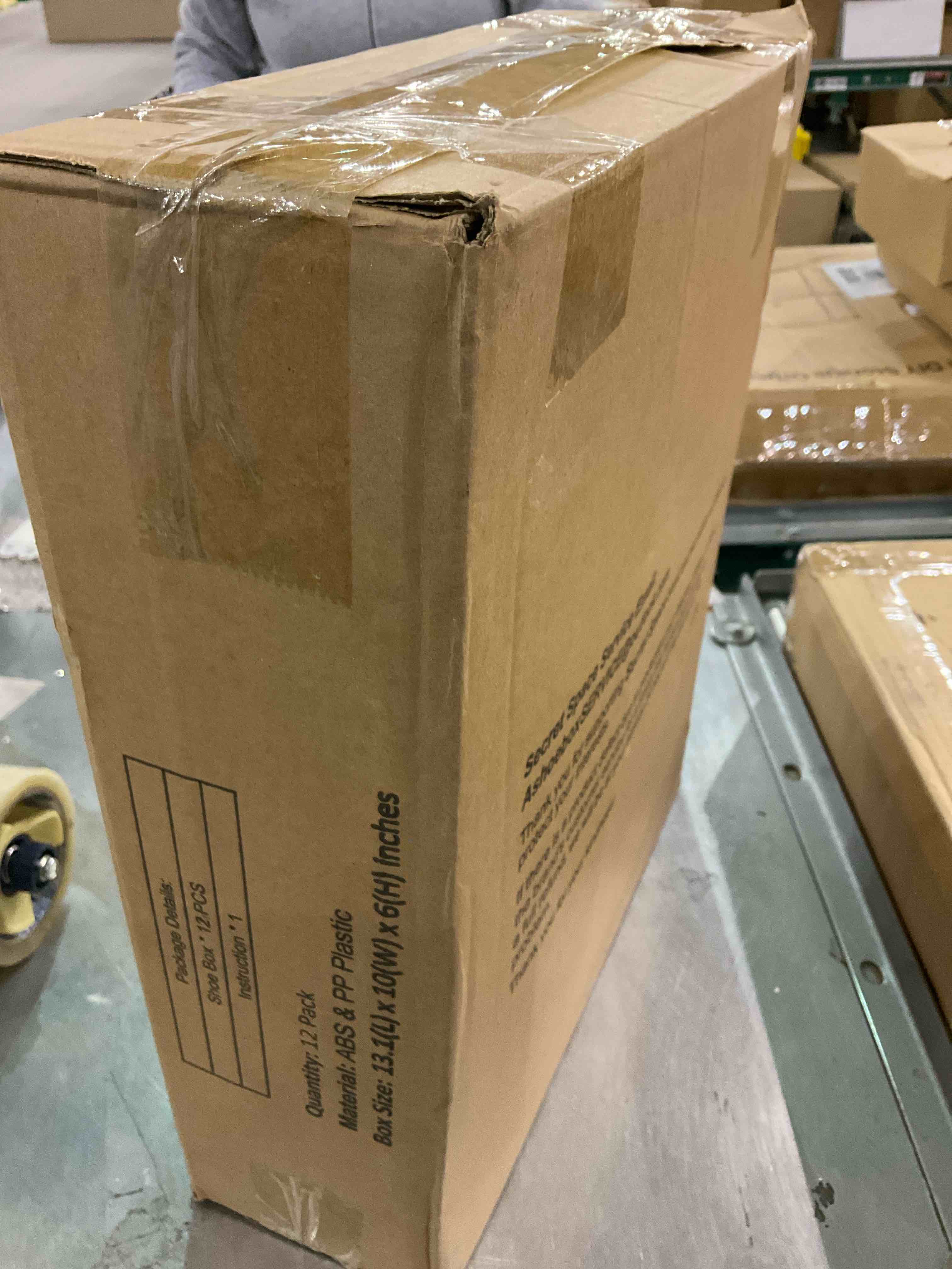https://s3.amazonaws.com/lotting-images-prod/BargainHunt/EXS01088835_1709036306822.jpeg
