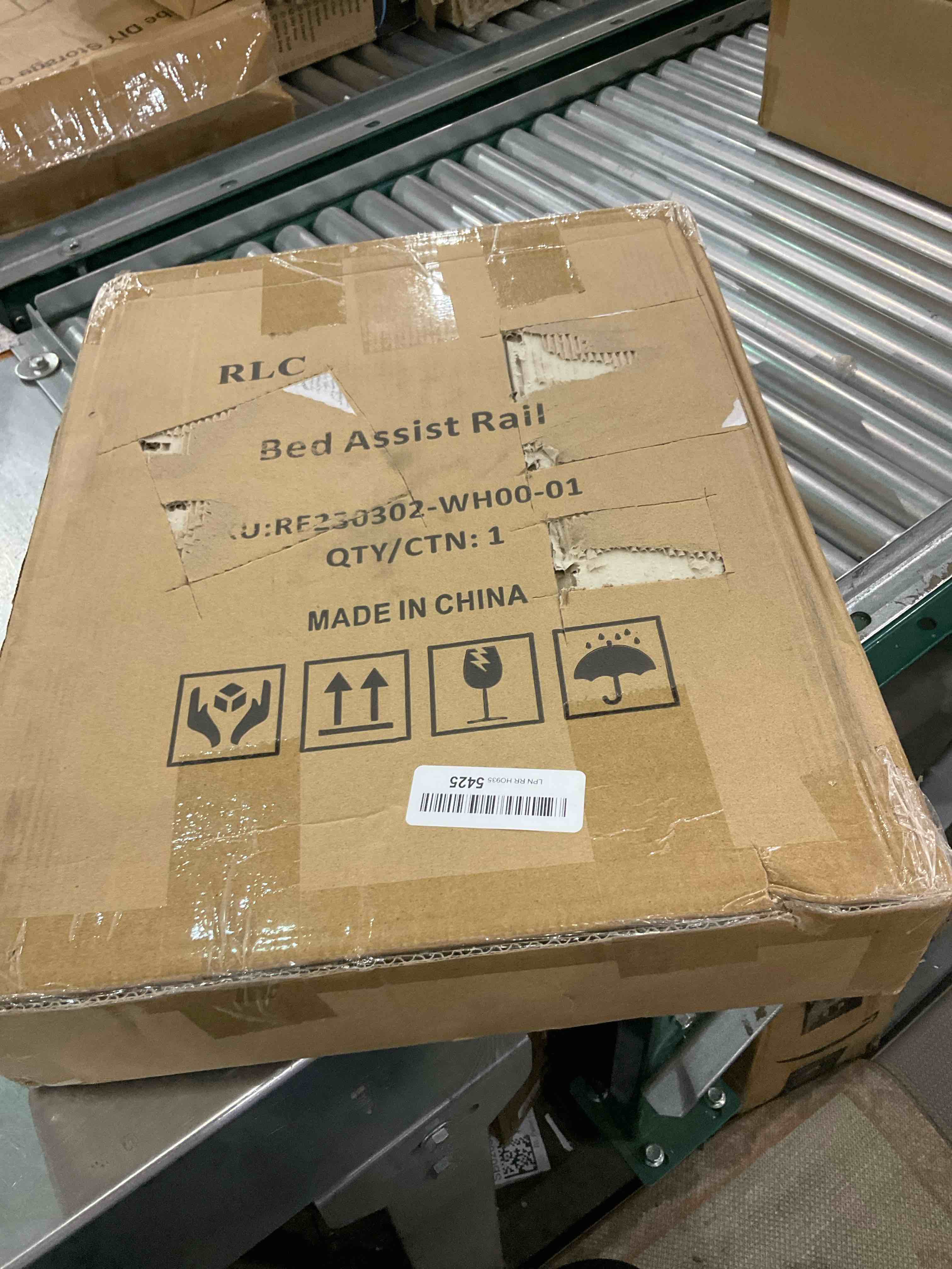 https://s3.amazonaws.com/lotting-images-prod/BargainHunt/EXS01088836_1709036350739.jpeg