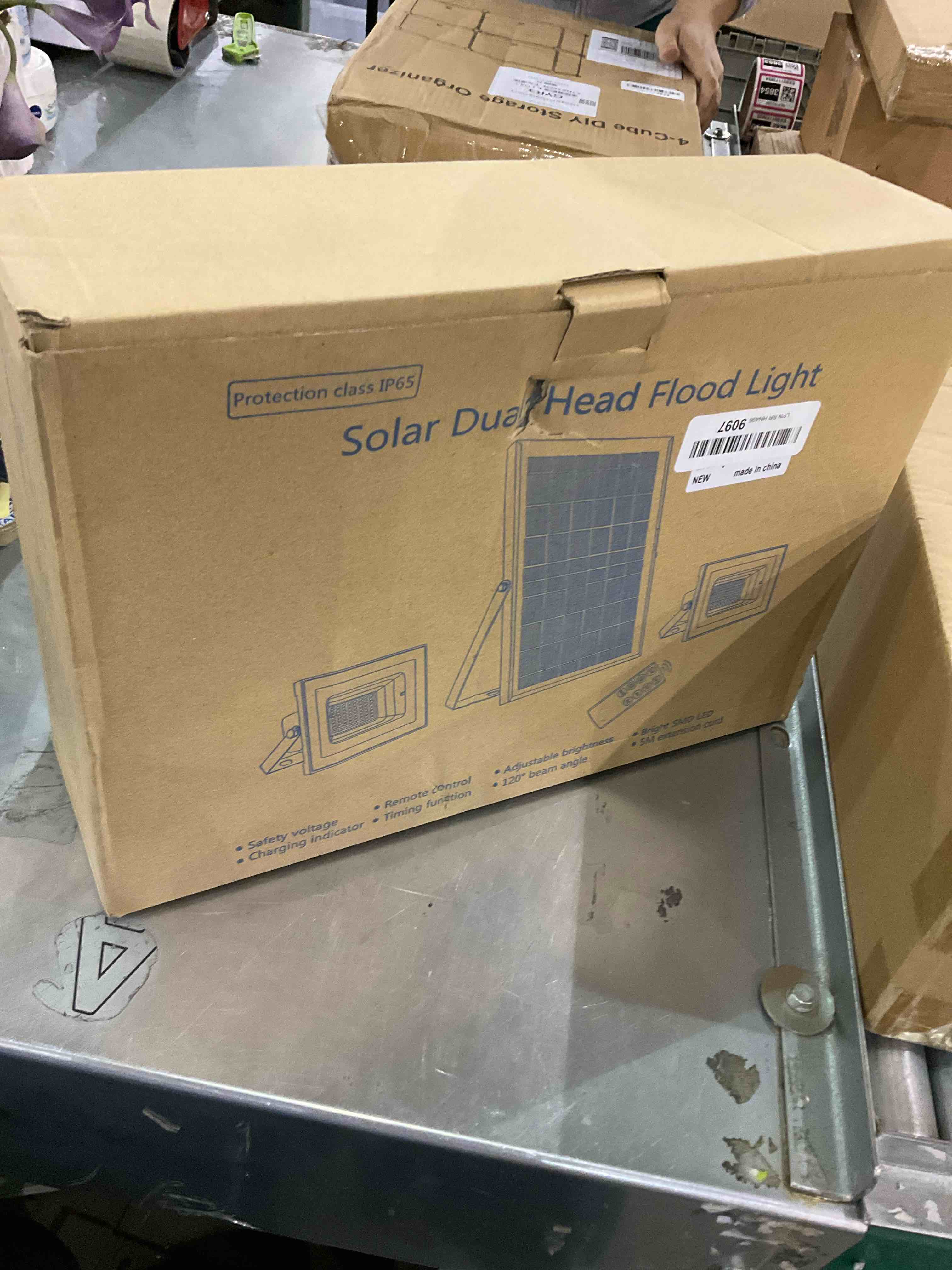 Solar Dual-Head Flood Light IP65 