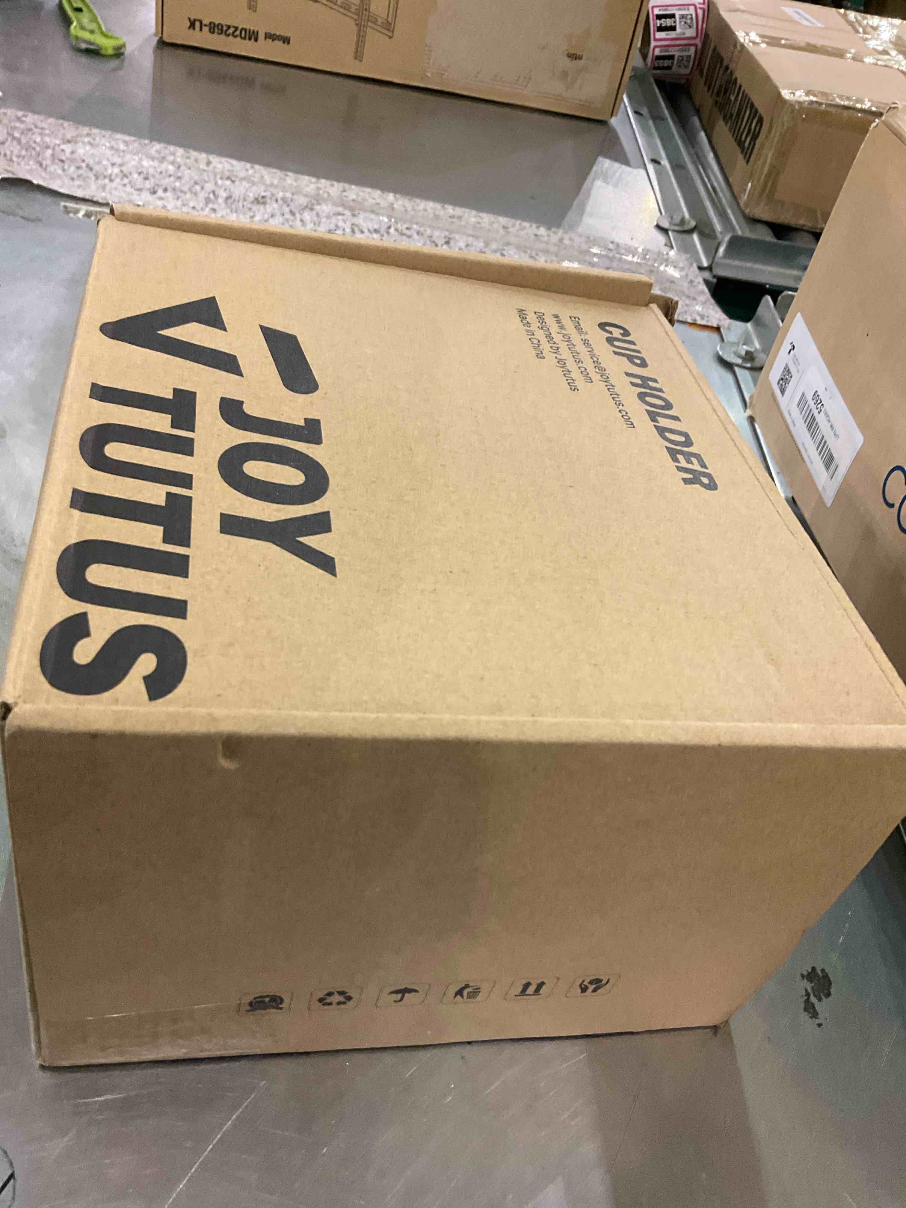 https://s3.amazonaws.com/lotting-images-prod/BargainHunt/EXS01088840_1709036788004.jpeg