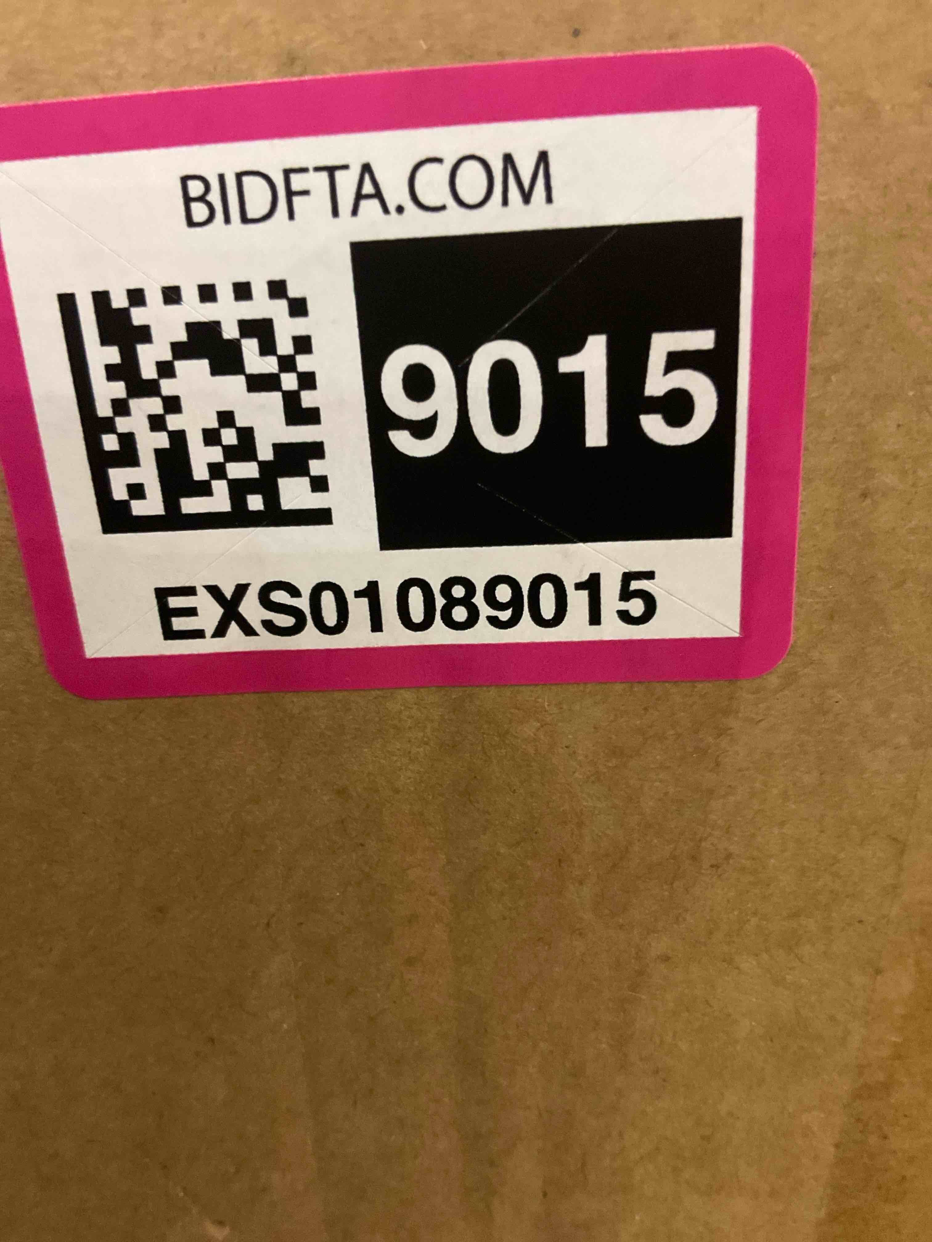 https://s3.amazonaws.com/lotting-images-prod/BargainHunt/EXS01089015_1709144403755.jpeg